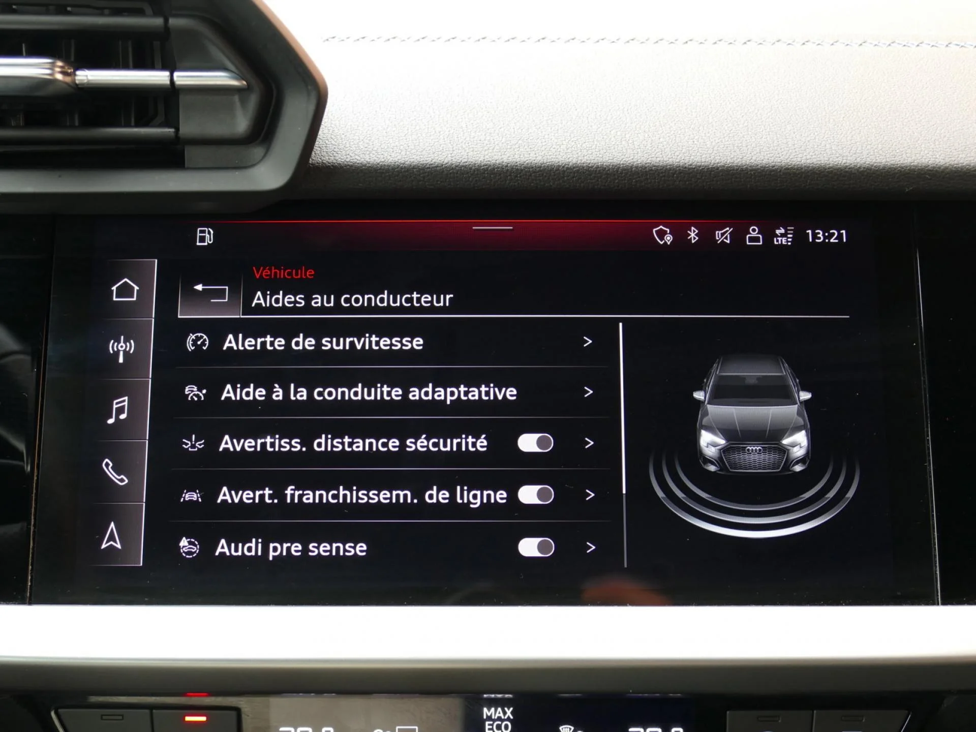 AUDI A3 berline - Miniature 12 sur 33 - Cliquer pour voir cette photo