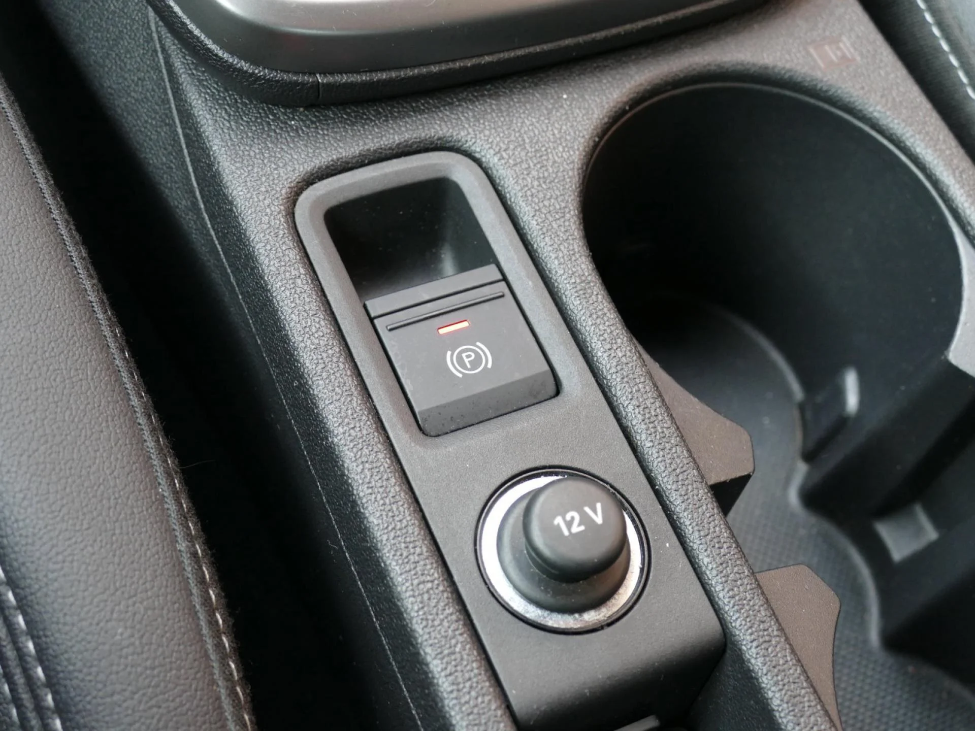 AUDI A3 berline - Miniature 23 sur 33 - Cliquer pour voir cette photo