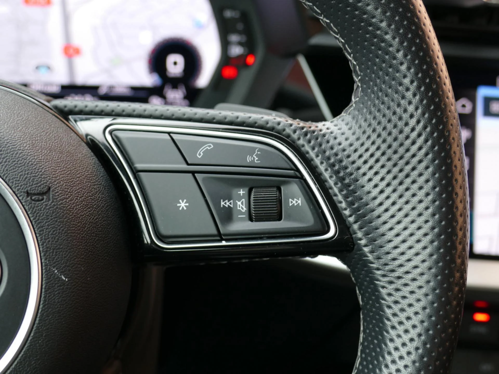AUDI A3 berline - Miniature 18 sur 33 - Cliquer pour voir cette photo