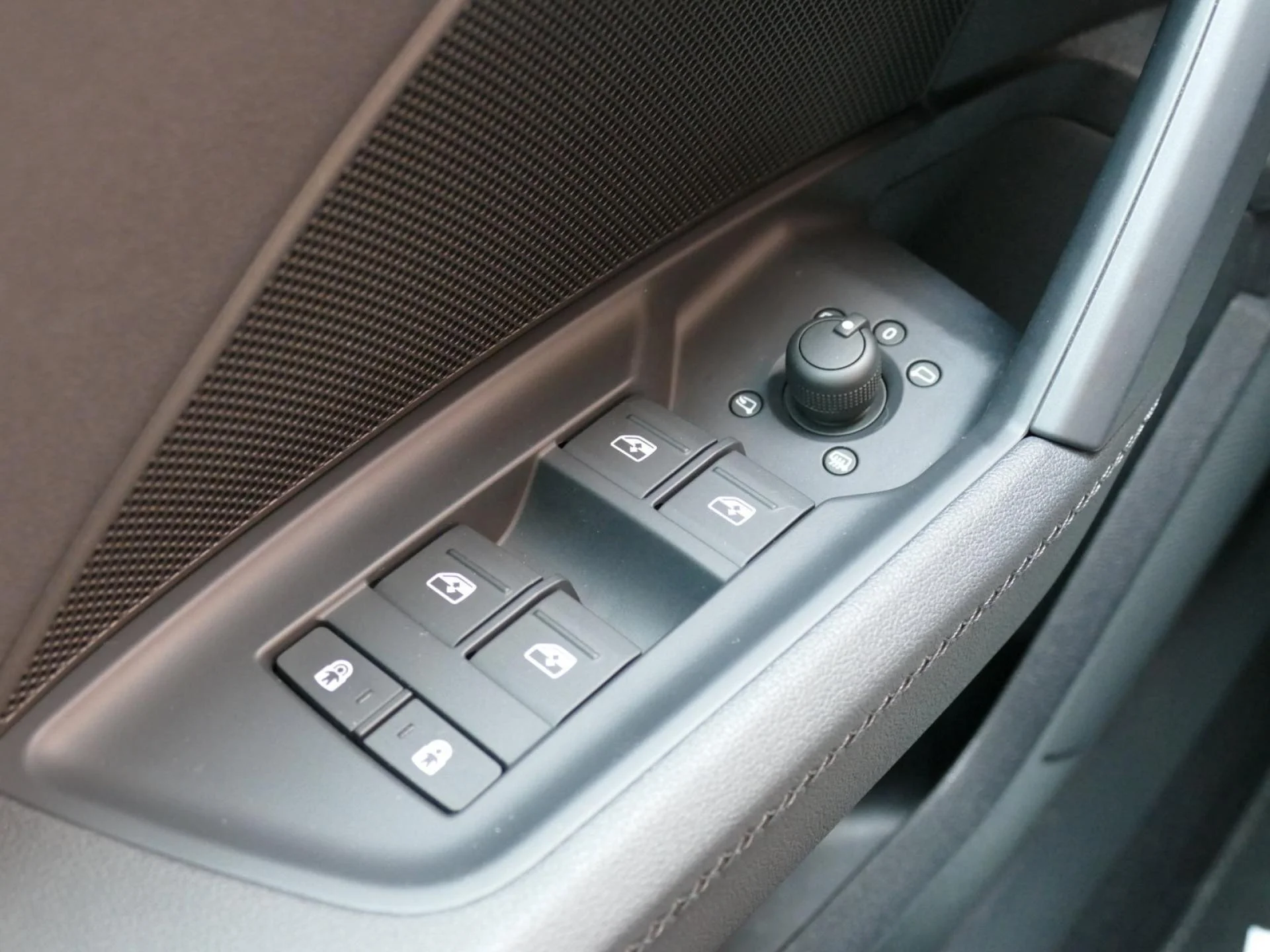 AUDI A3 berline - Miniature 26 sur 33 - Cliquer pour voir cette photo