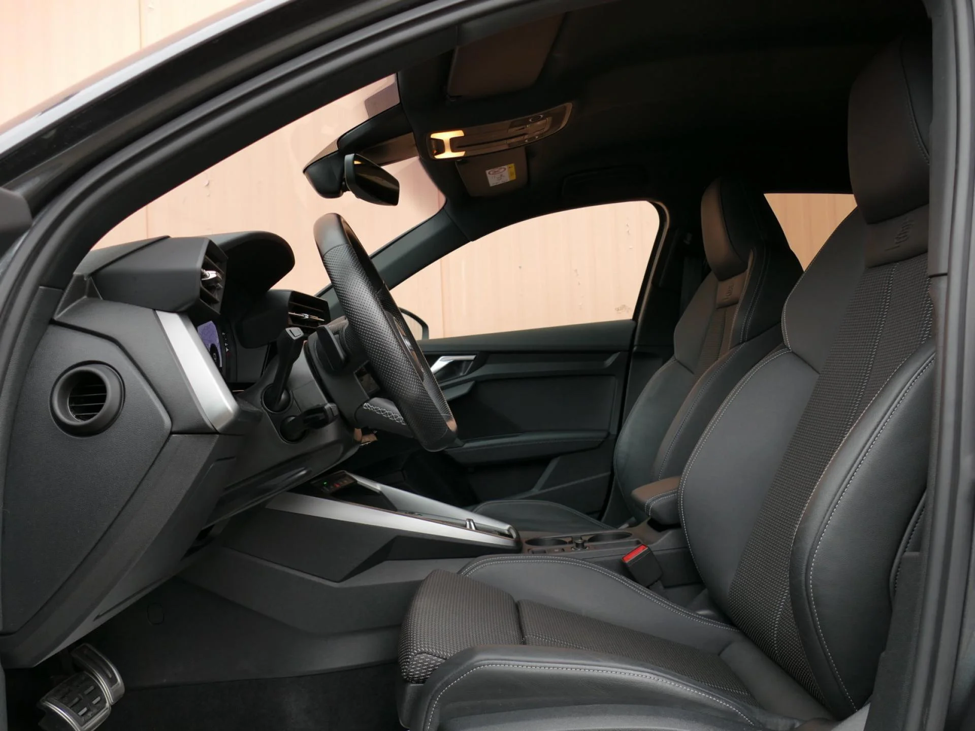 AUDI A3 SPORTBACK - Miniature 6 sur 34 - Cliquer pour voir cette photo