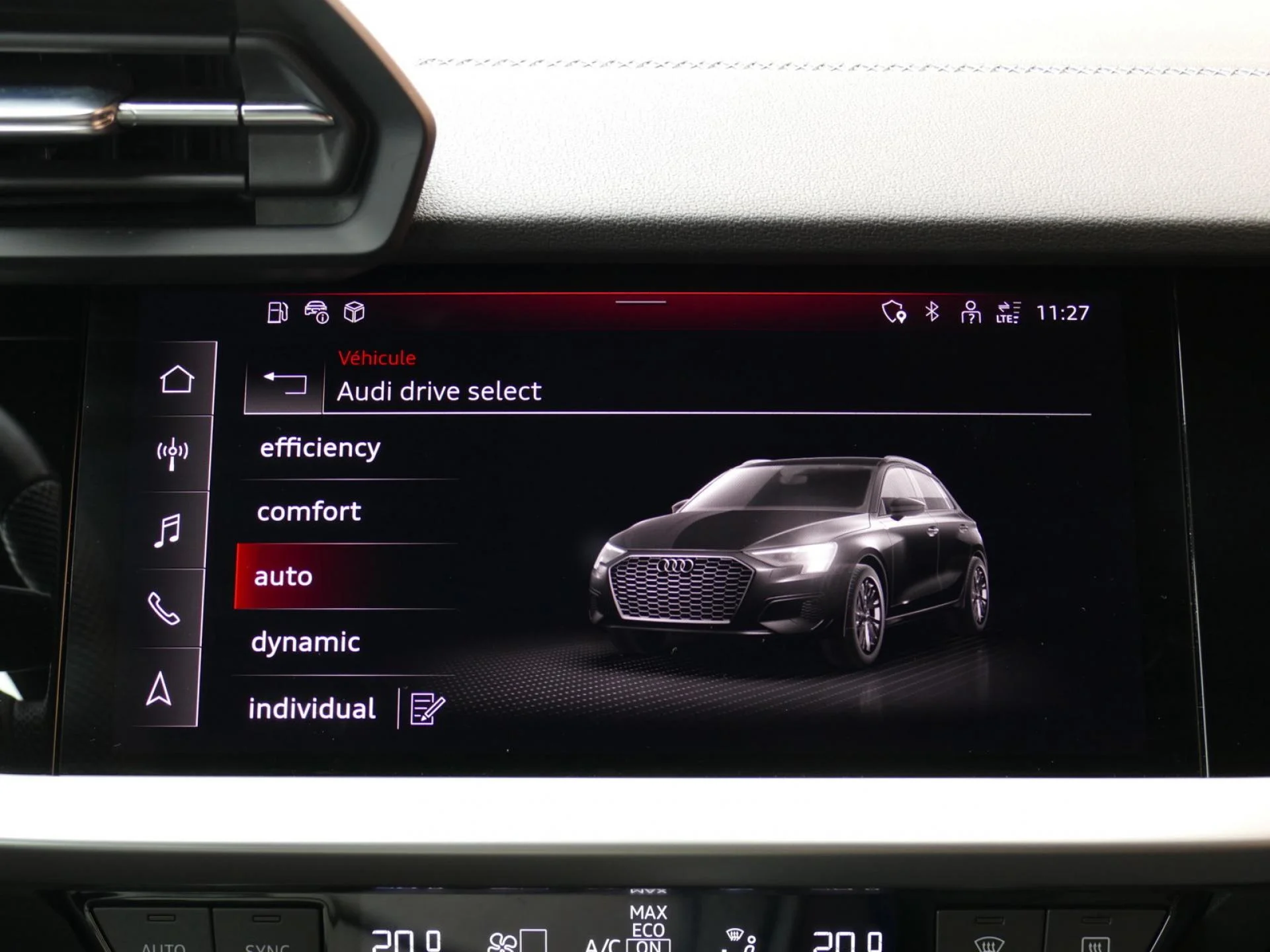 AUDI A3 SPORTBACK - Miniature 12 sur 34 - Cliquer pour voir cette photo