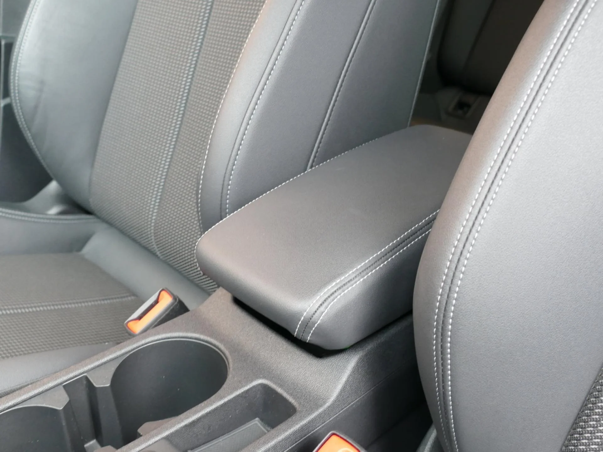 AUDI A3 SPORTBACK - Miniature 22 sur 34 - Cliquer pour voir cette photo