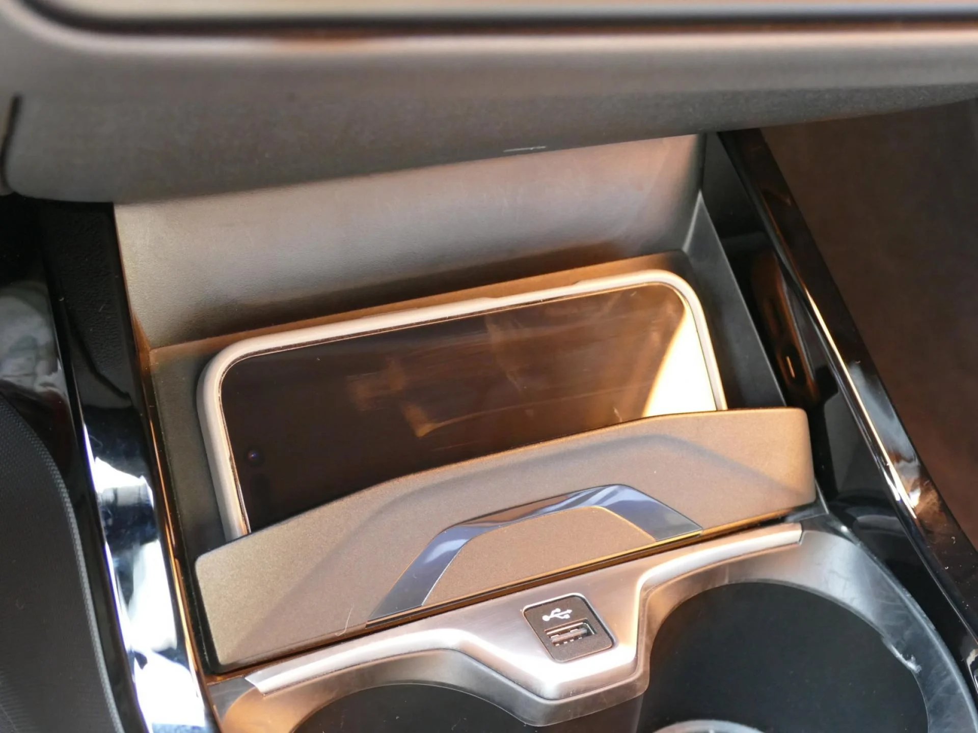 BMW SERIE 1 - Miniature 21 sur 35 - Cliquer pour voir cette photo