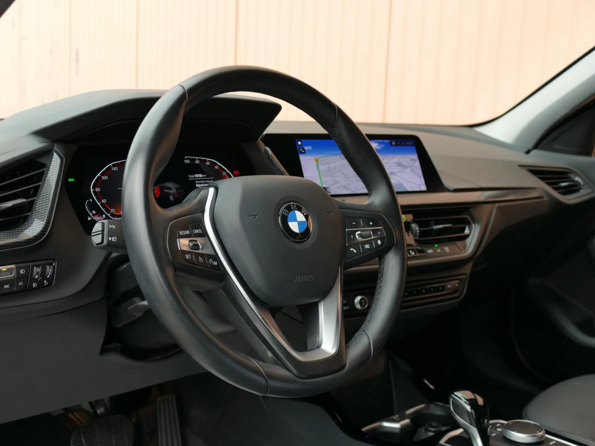 BMW SERIE 1 - Miniature 16 sur 32 - Cliquer pour voir cette photo