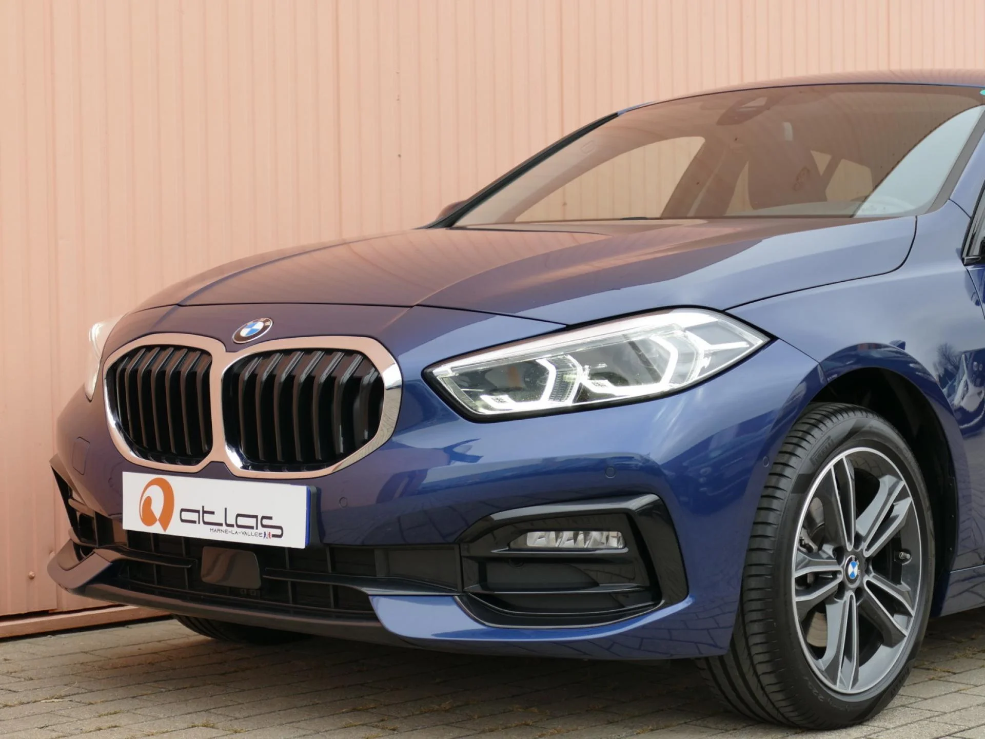 BMW SERIE 1 - Miniature 26 sur 32 - Cliquer pour voir cette photo