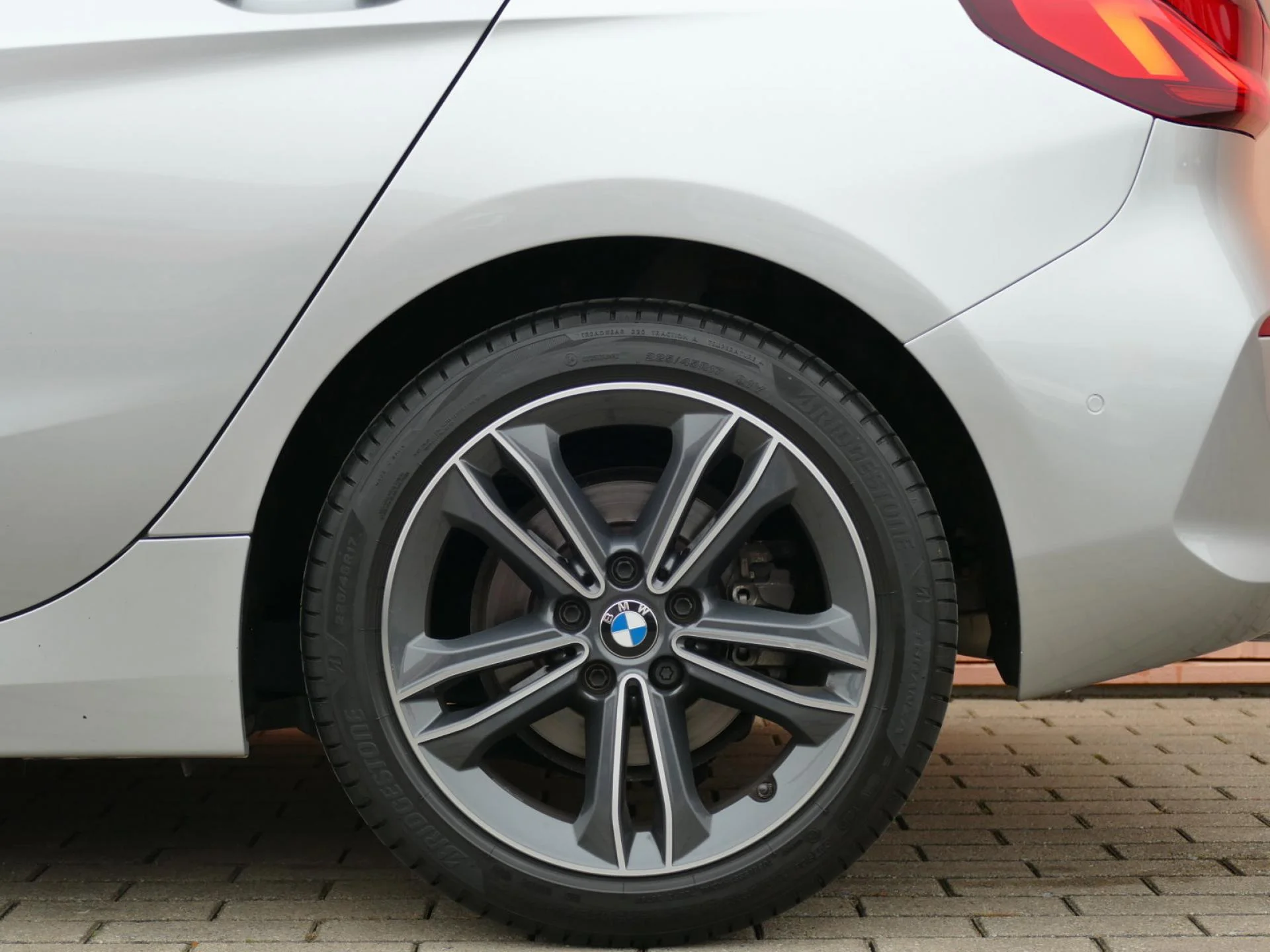 BMW SERIE 1 - Miniature 30 sur 32 - Cliquer pour voir cette photo