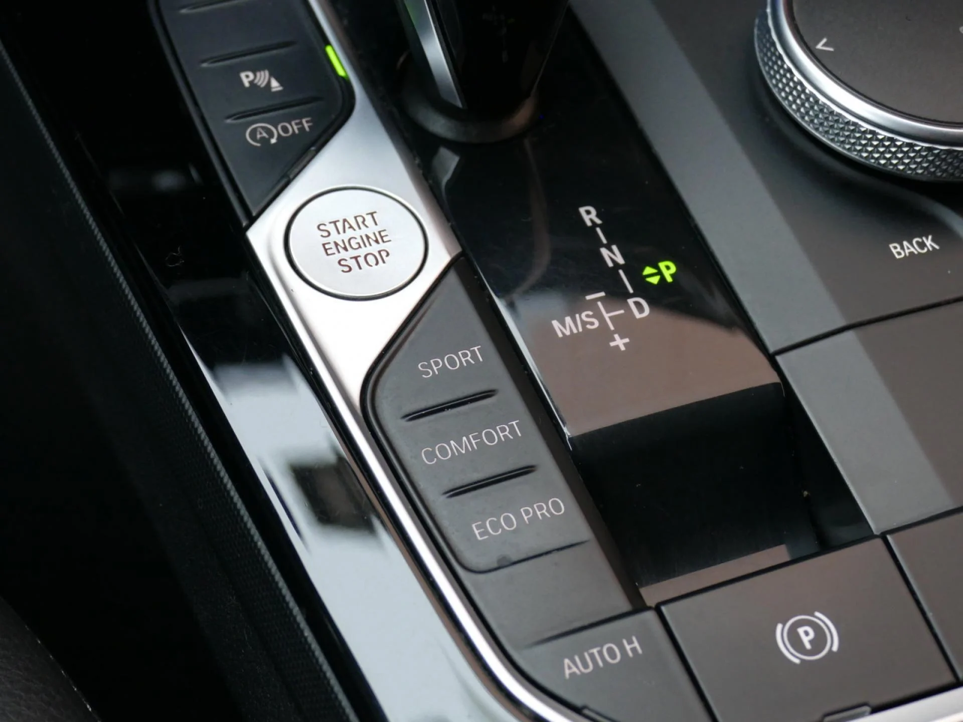 BMW SERIE 1 - Miniature 19 sur 32 - Cliquer pour voir cette photo