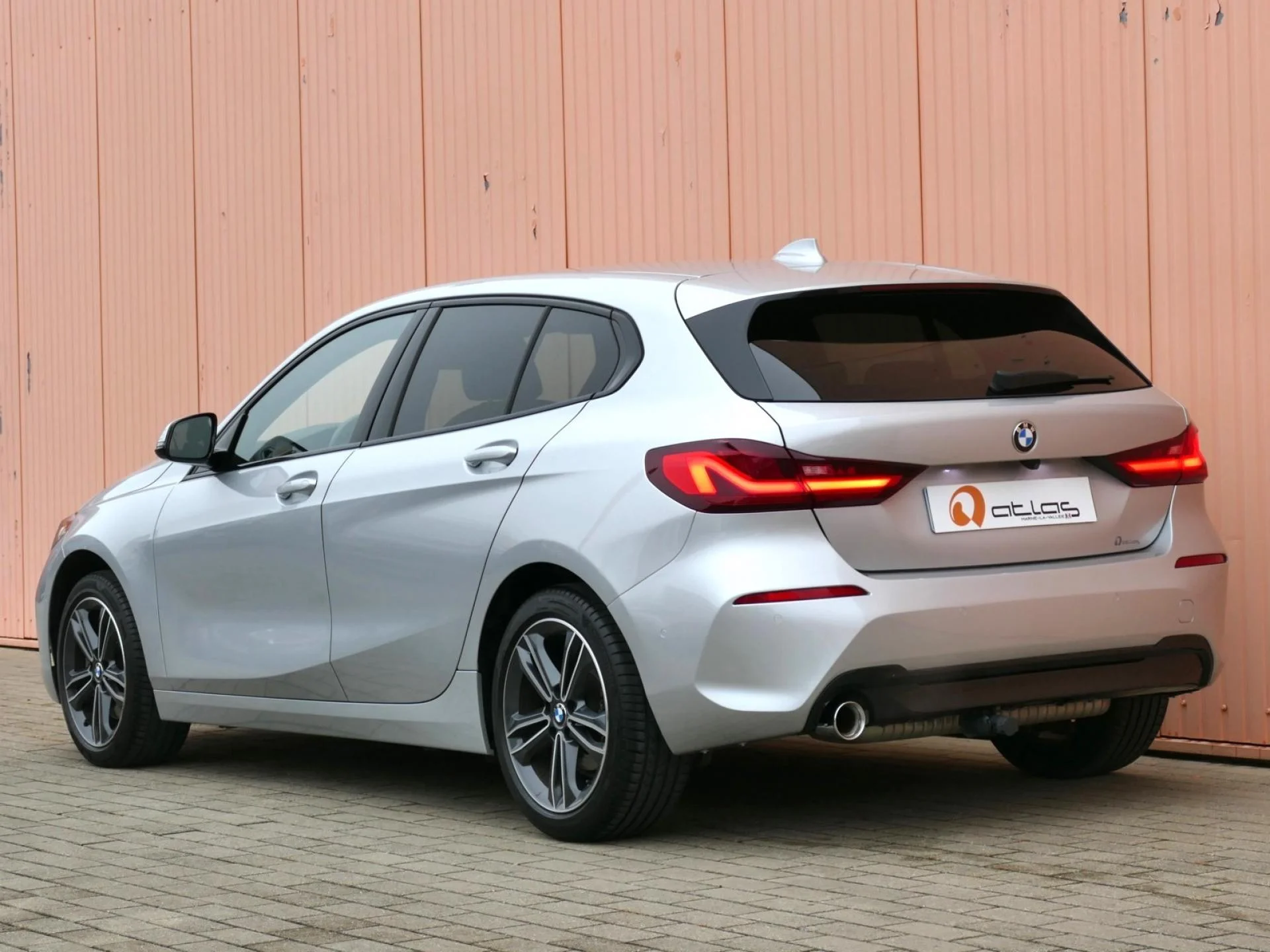 BMW SERIE 1 - Miniature 4 sur 32 - Cliquer pour voir cette photo