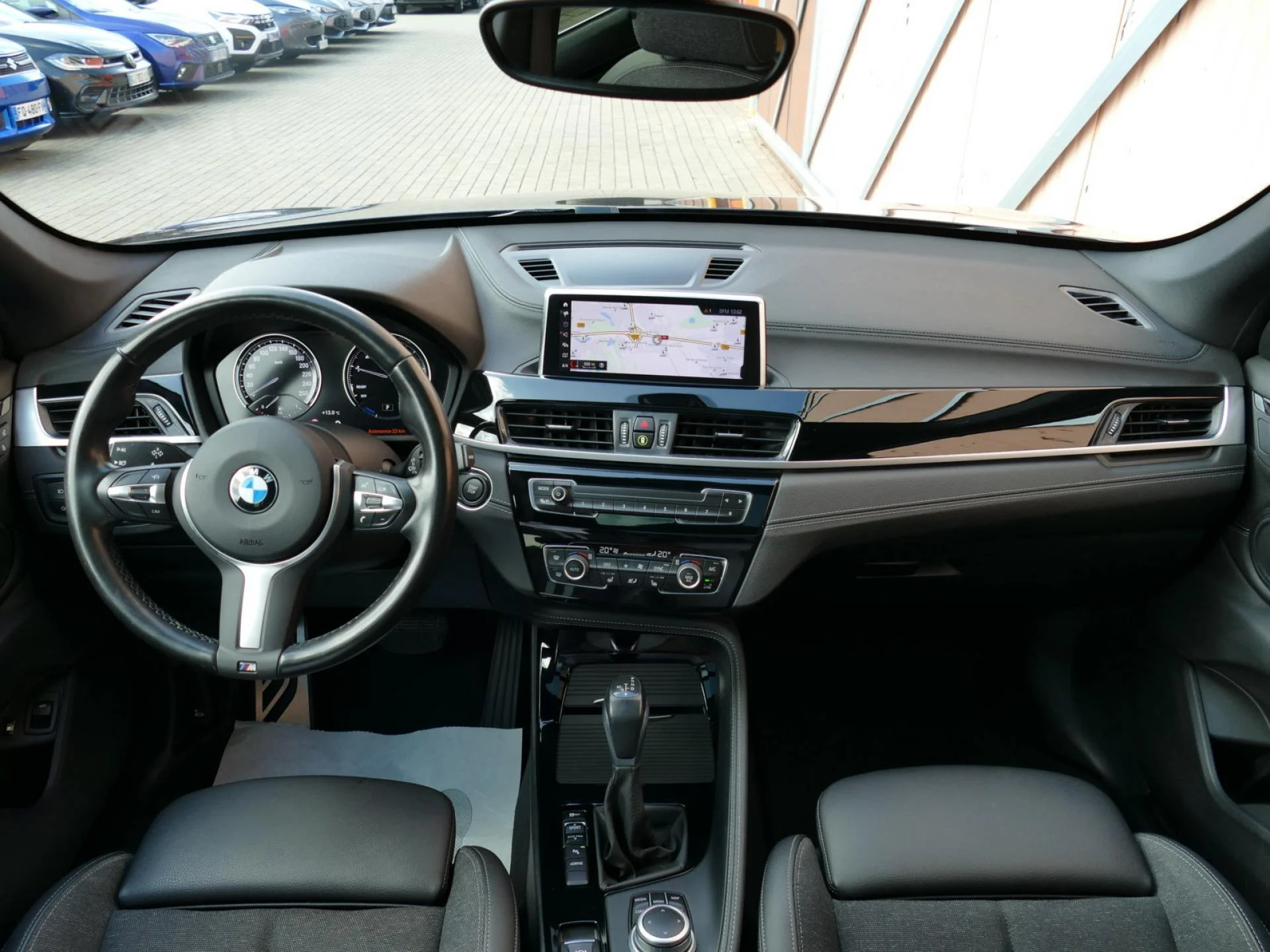 BMW X1 - Miniature 5 sur 35 - Cliquer pour voir cette photo