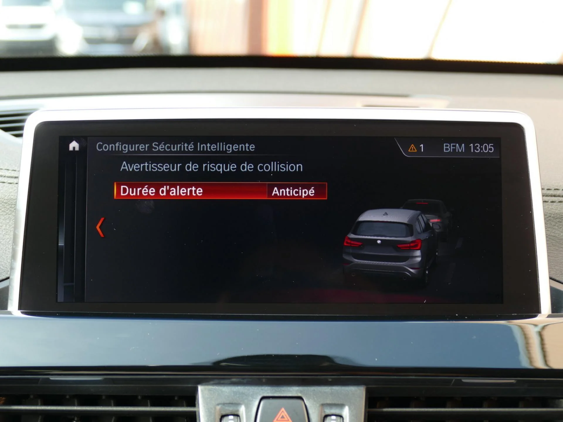 BMW X1 - Miniature 12 sur 35 - Cliquer pour voir cette photo