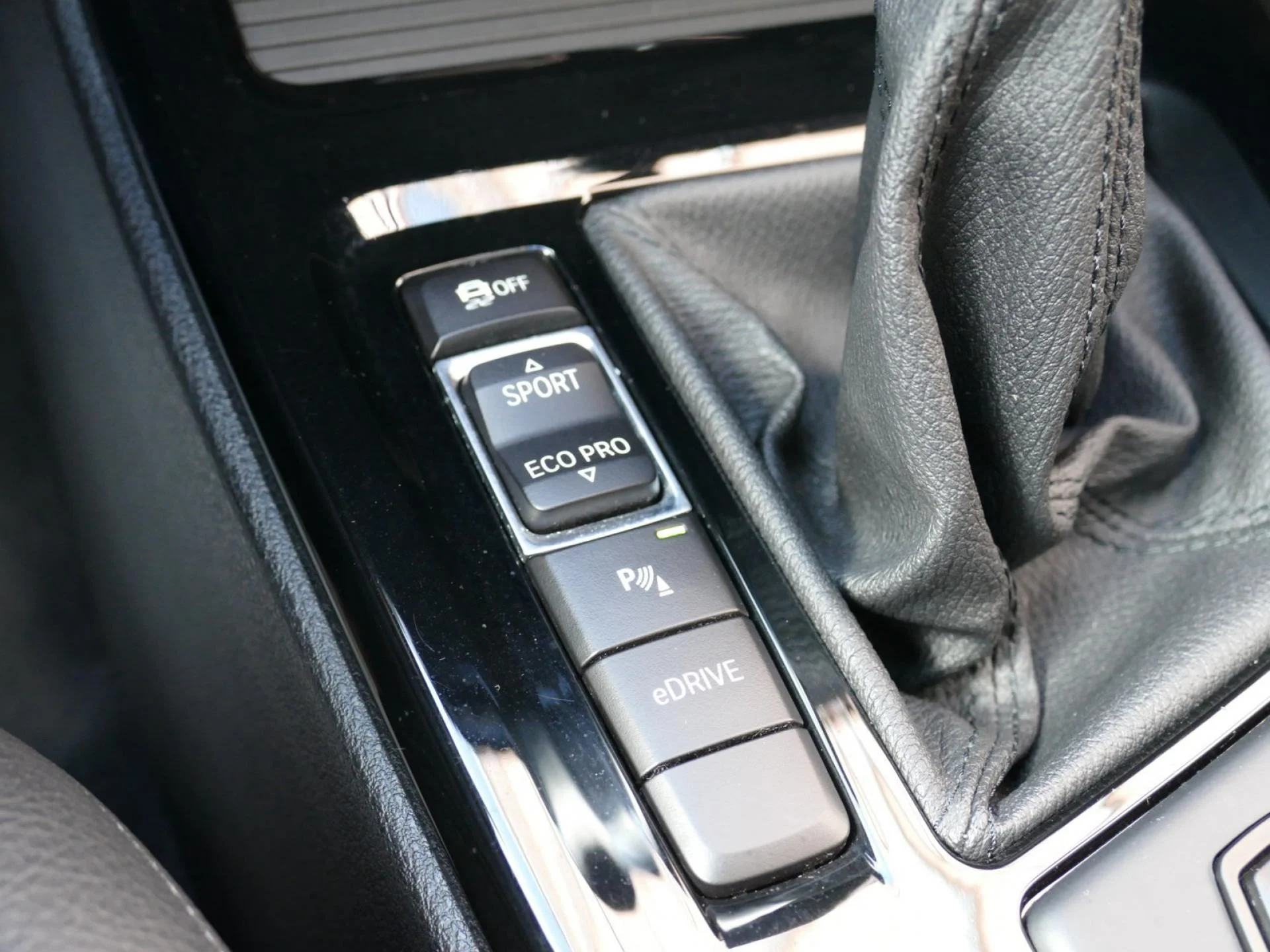 BMW X1 - Miniature 20 sur 35 - Cliquer pour voir cette photo