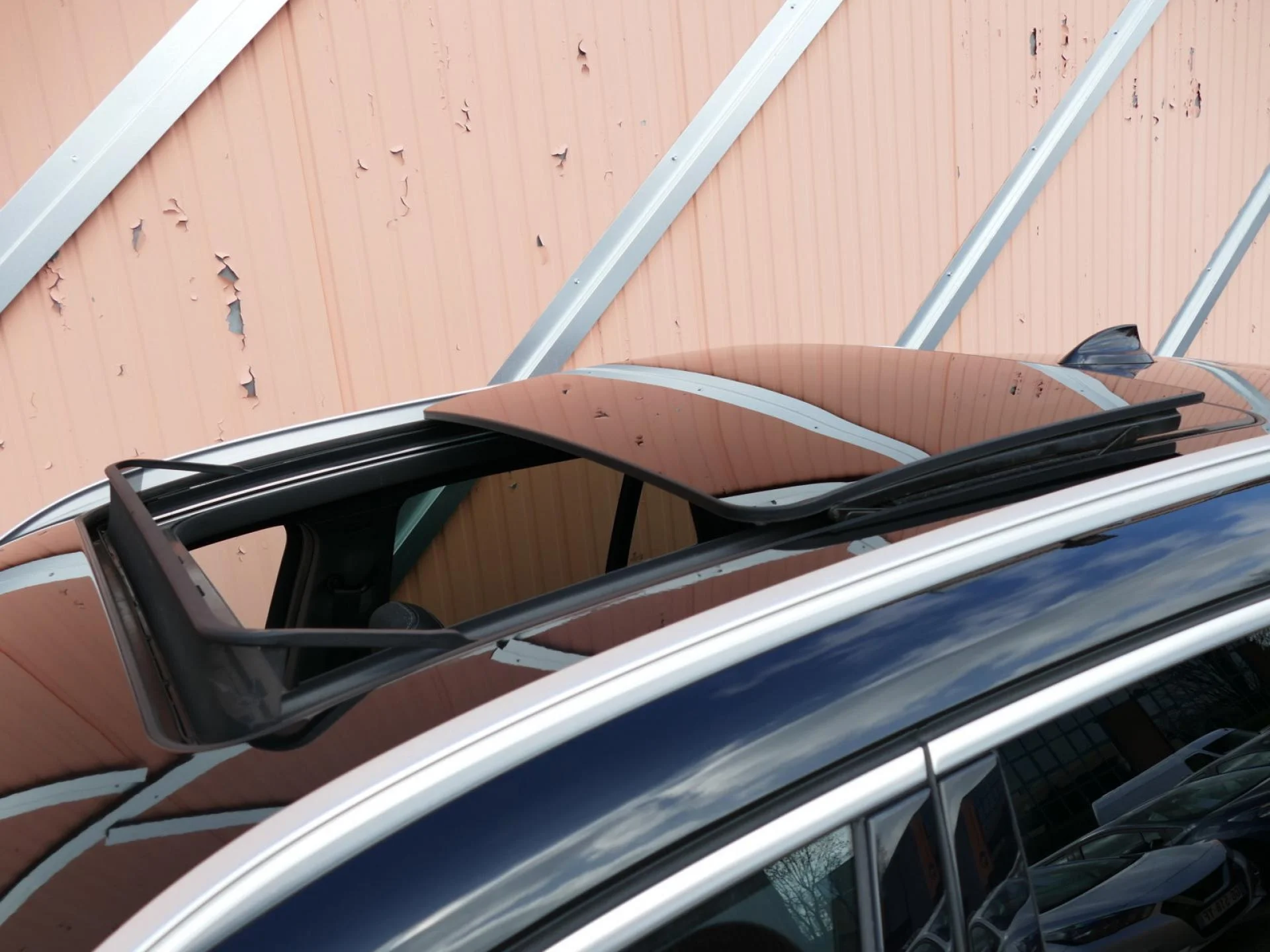 BMW X1 - Miniature 29 sur 35 - Cliquer pour voir cette photo