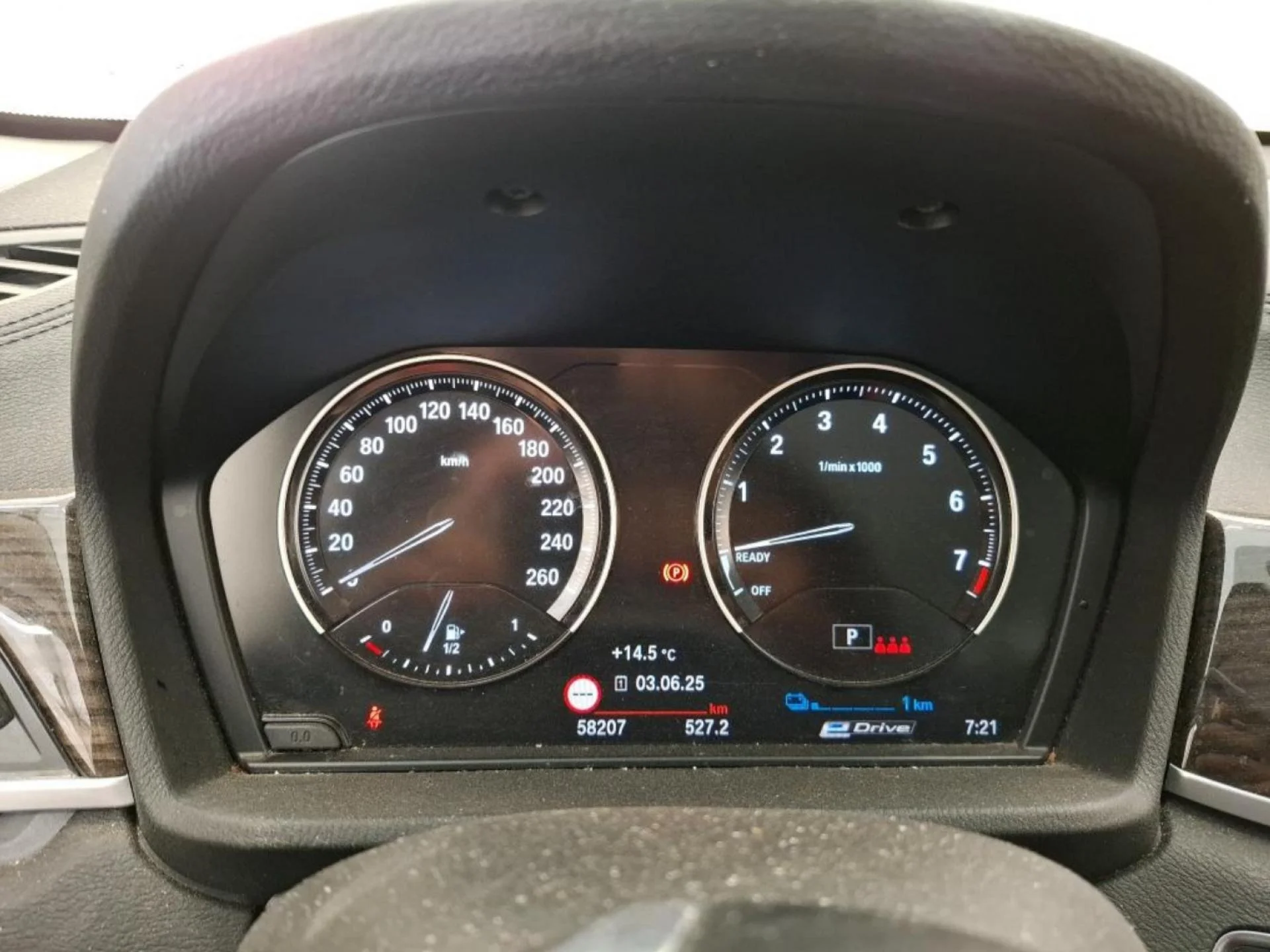 BMW X1 - Miniature 5 sur 7 - Cliquer pour voir cette photo