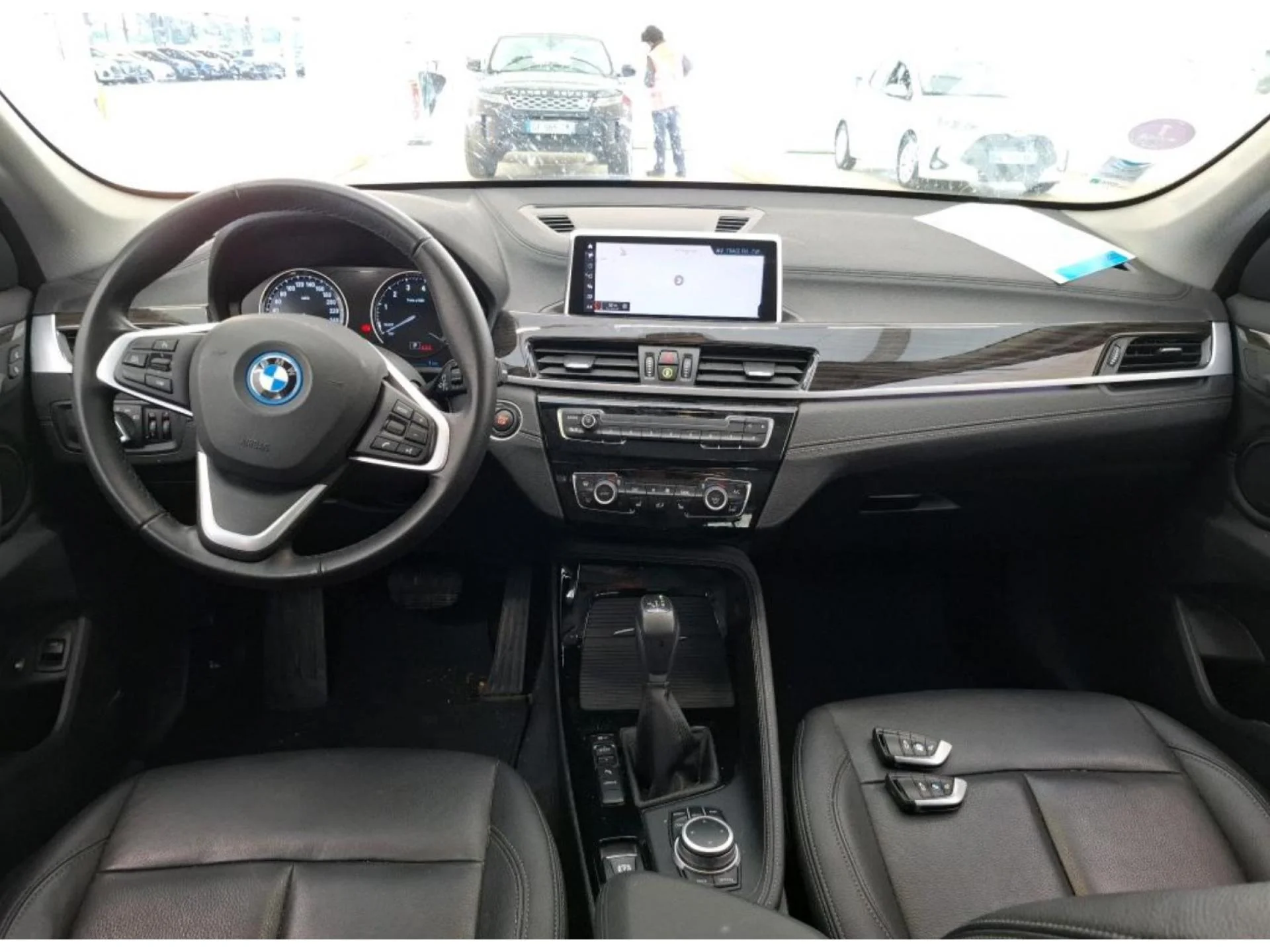 BMW X1 - Miniature 4 sur 7 - Cliquer pour voir cette photo