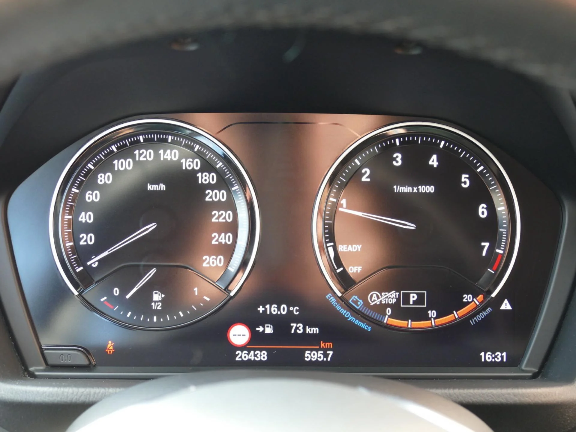 BMW X2 - Miniature 16 sur 34 - Cliquer pour voir cette photo