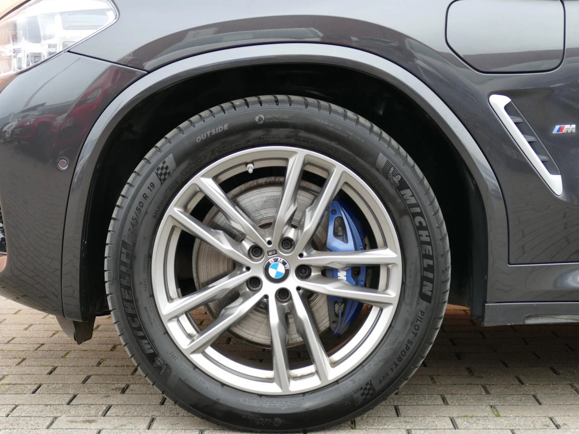 BMW X3 - Miniature 37 sur 38 - Cliquer pour voir cette photo