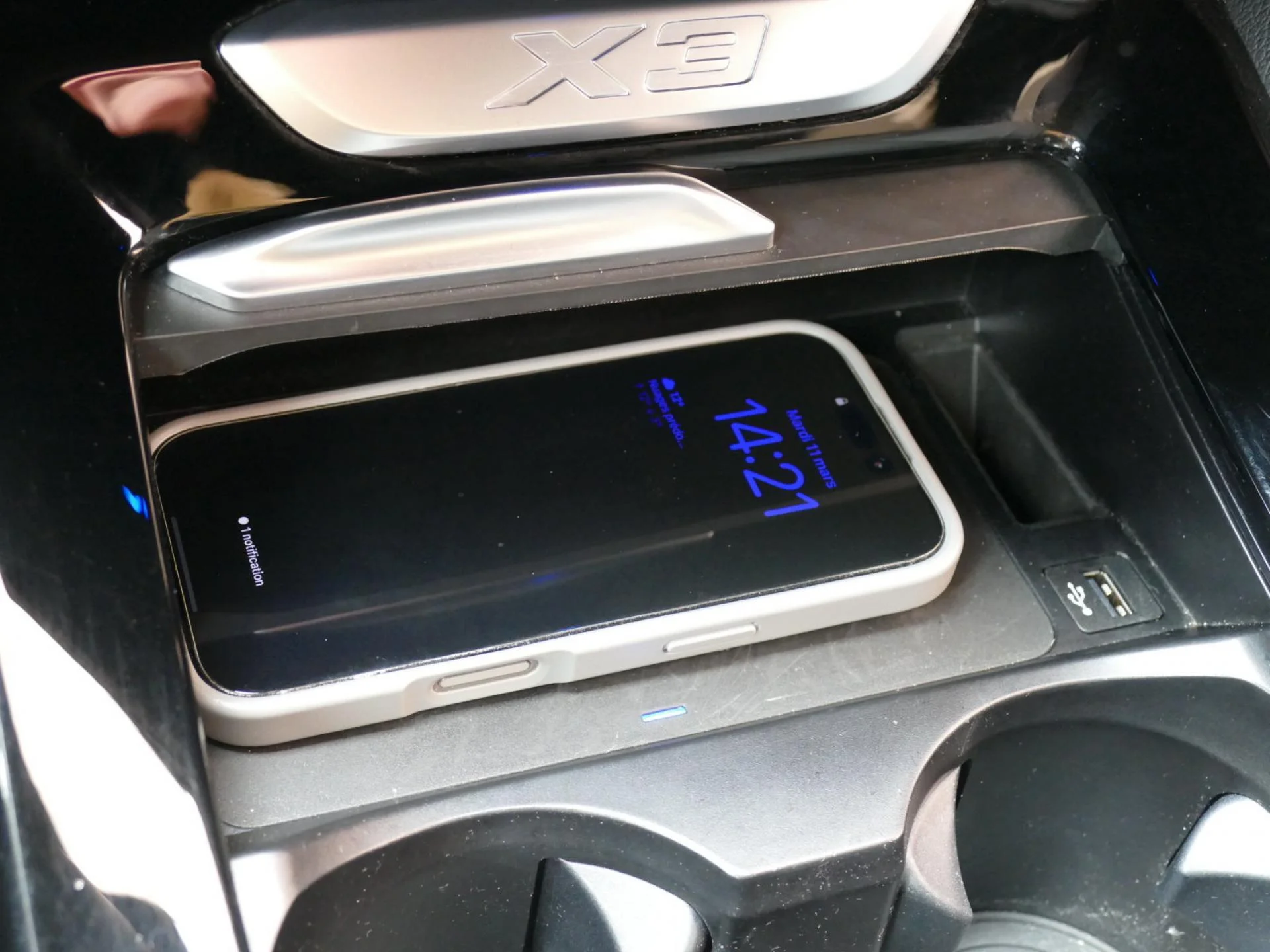 BMW X3 - Miniature 15 sur 38 - Cliquer pour voir cette photo