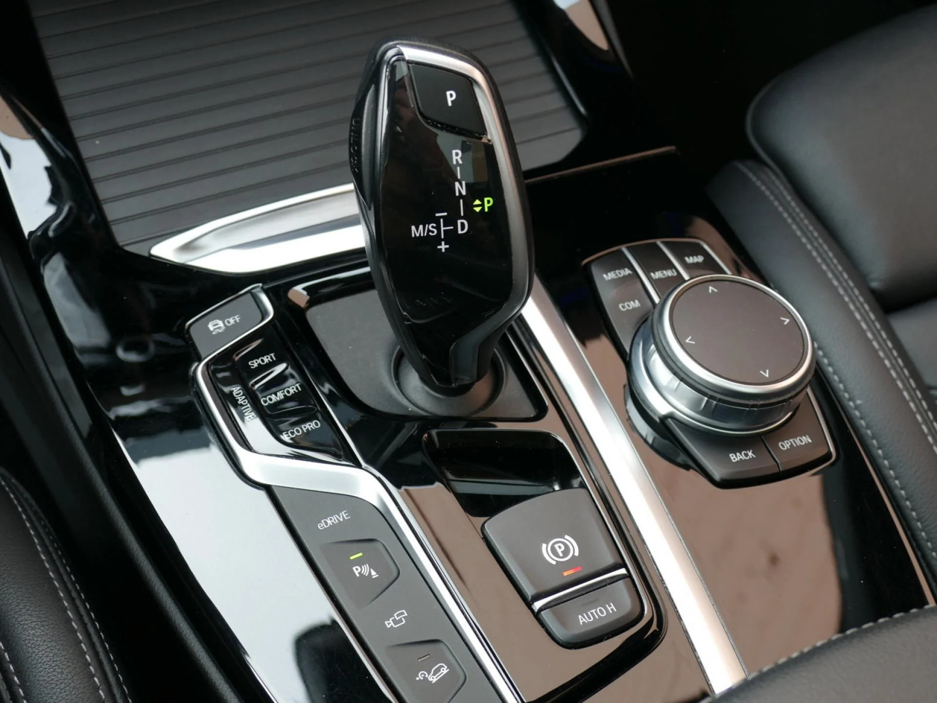 BMW X3 - Miniature 21 sur 38 - Cliquer pour voir cette photo