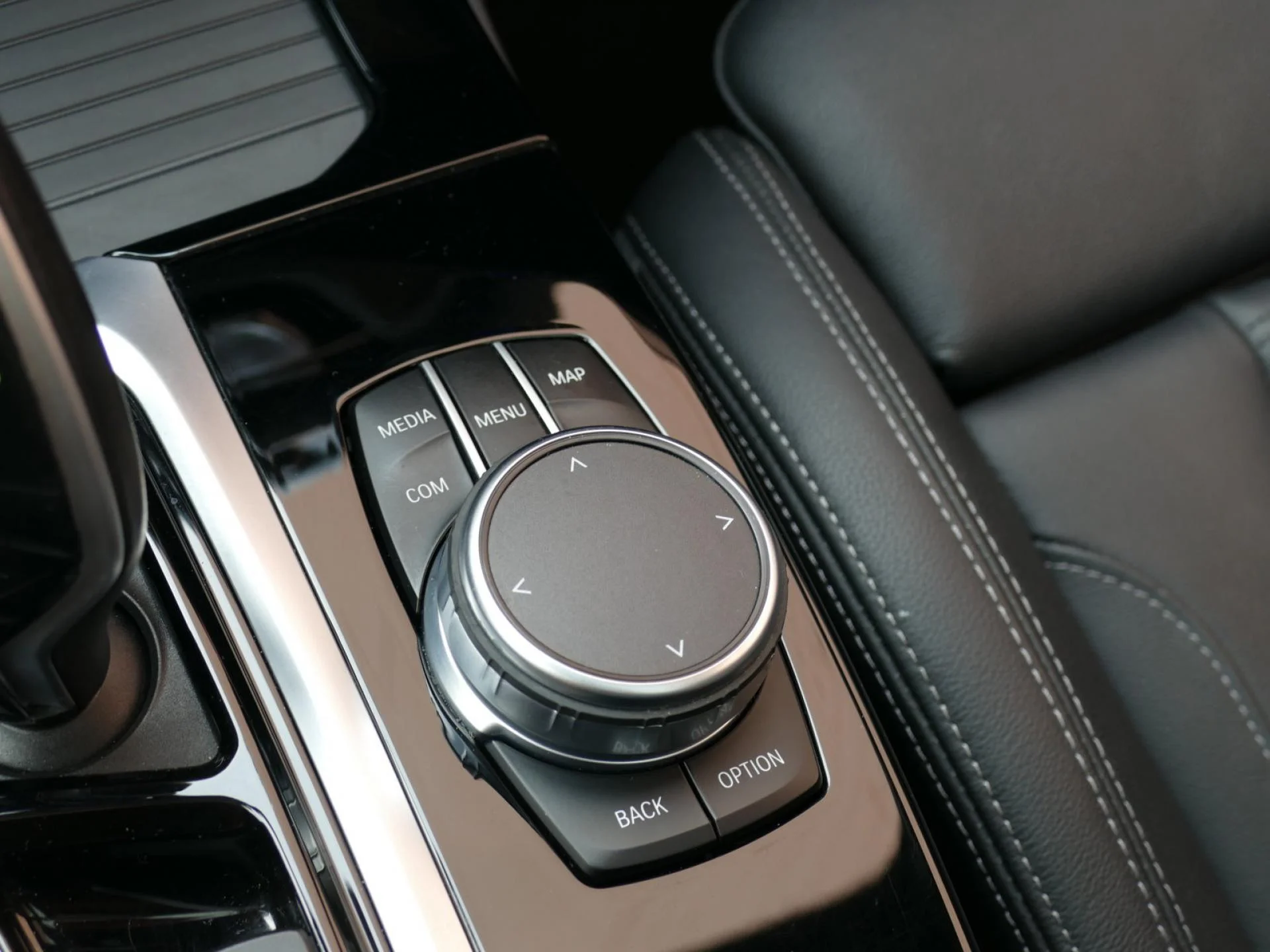 BMW X3 - Miniature 25 sur 38 - Cliquer pour voir cette photo