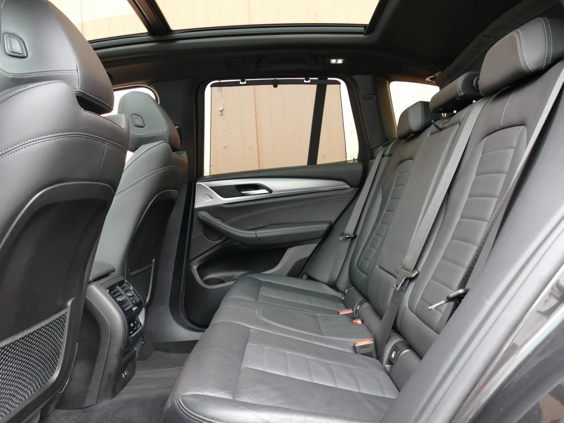 BMW X3 - Miniature 7 sur 38 - Cliquer pour voir cette photo