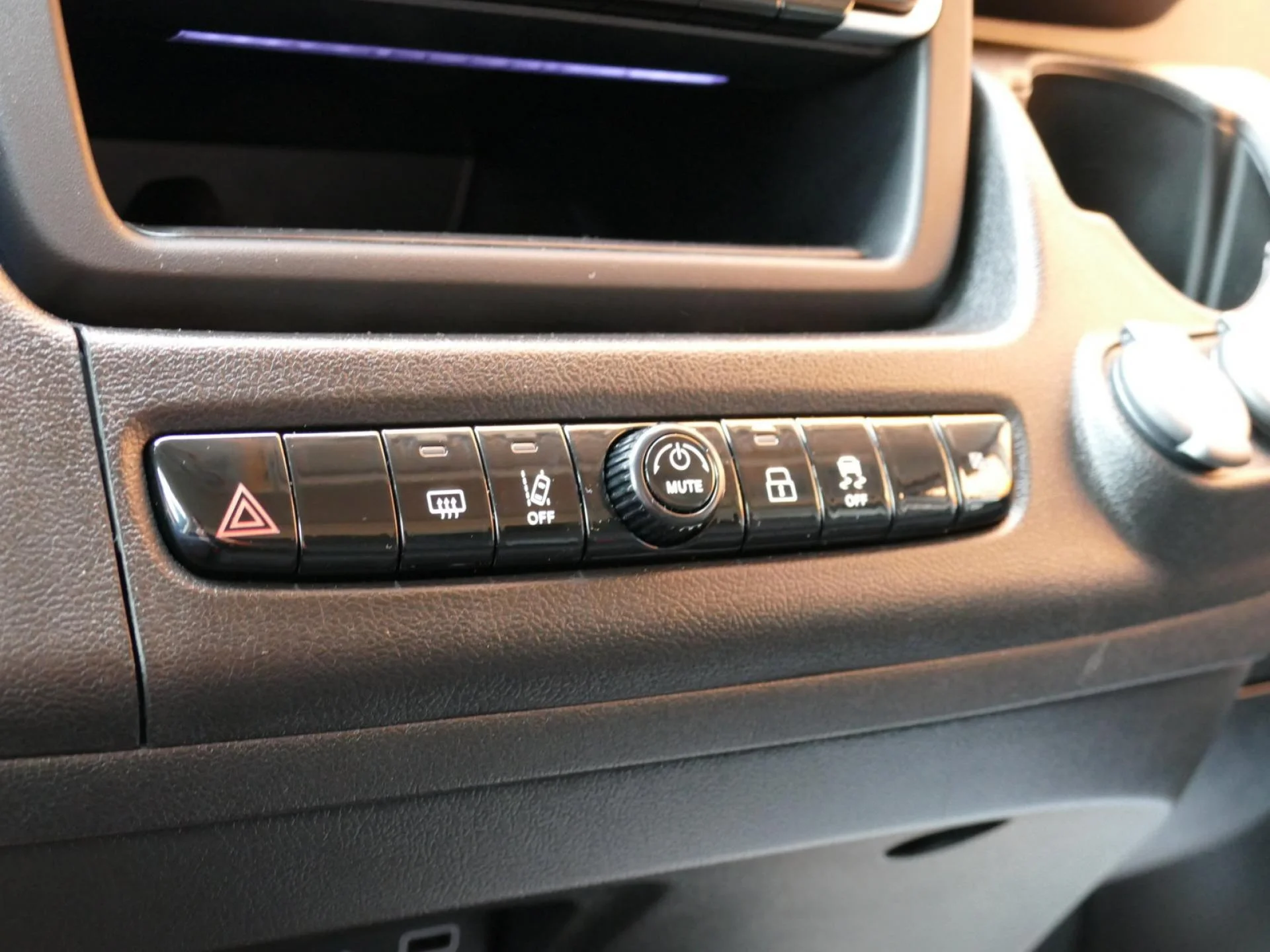 CITROEN JUMPER - Miniature 18 sur 34 - Cliquer pour voir cette photo