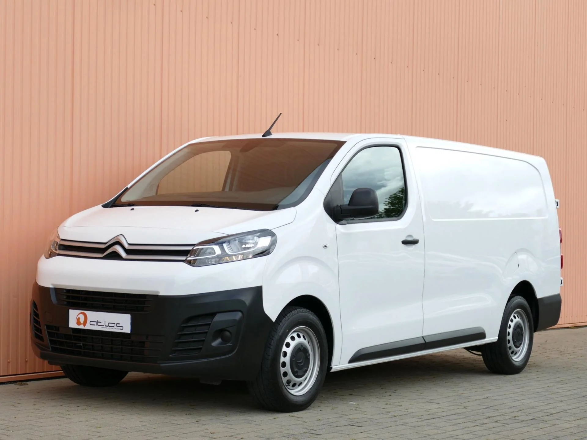 CITROEN JUMPY III FOURGON TAILLE XL BLUEHDI 145 DRIVER - 2023 - 23880€ - 51825km - DIESEL - Manuelle - Atlas Automobiles