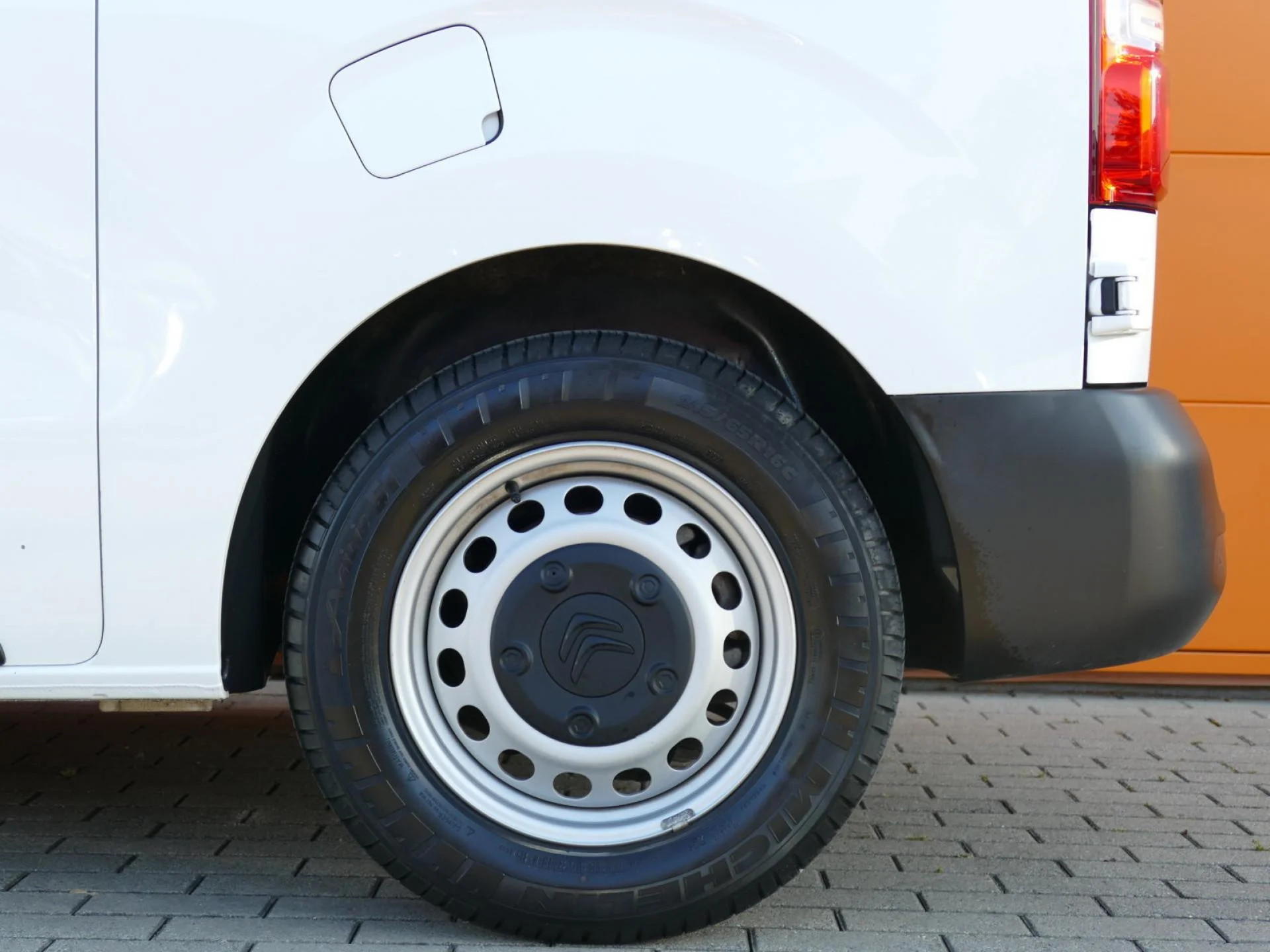 CITROEN JUMPY - Miniature 22 sur 24 - Cliquer pour voir cette photo