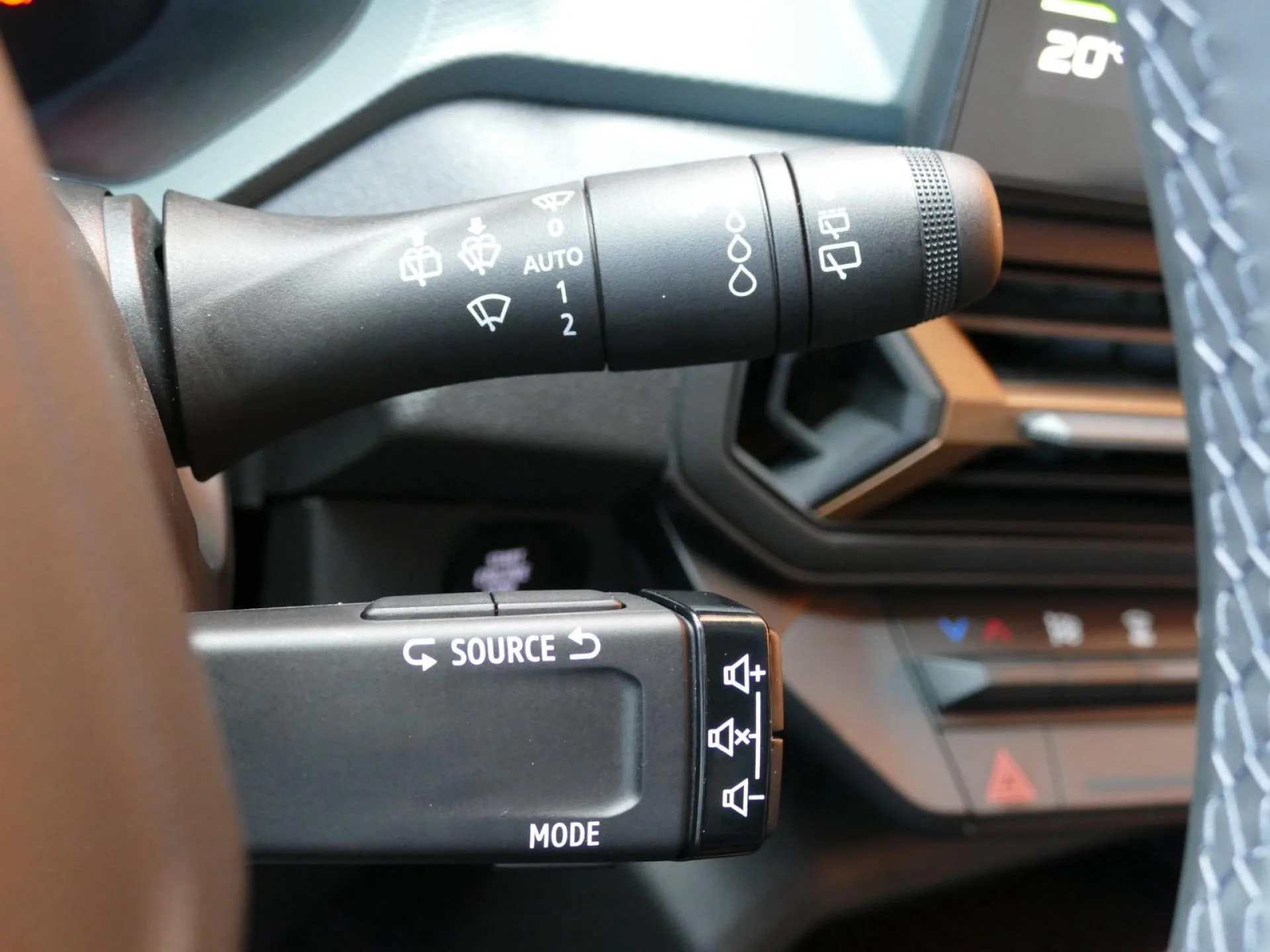 DACIA DUSTER - Miniature 29 sur 36 - Cliquer pour voir cette photo
