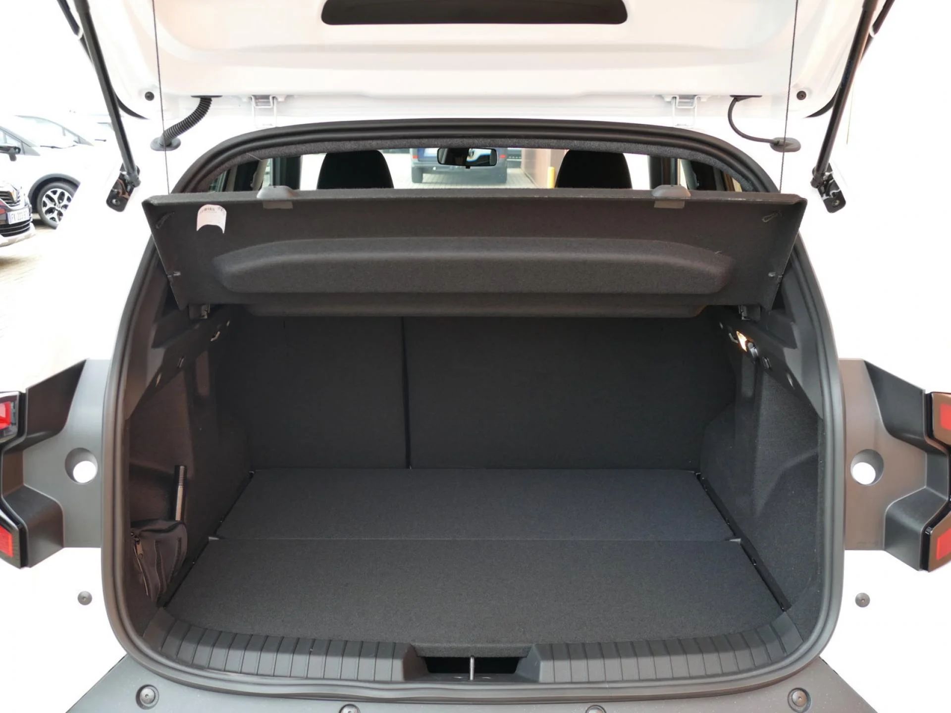 DACIA DUSTER - Miniature 8 sur 26 - Cliquer pour voir cette photo
