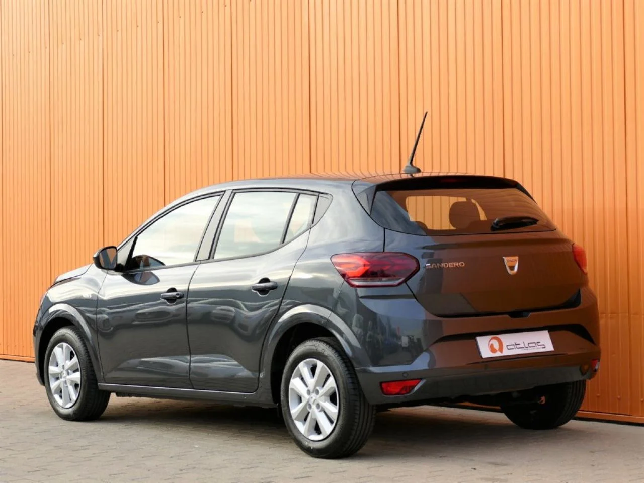 DACIA SANDERO - Miniature 4 sur 16 - Cliquer pour voir cette photo