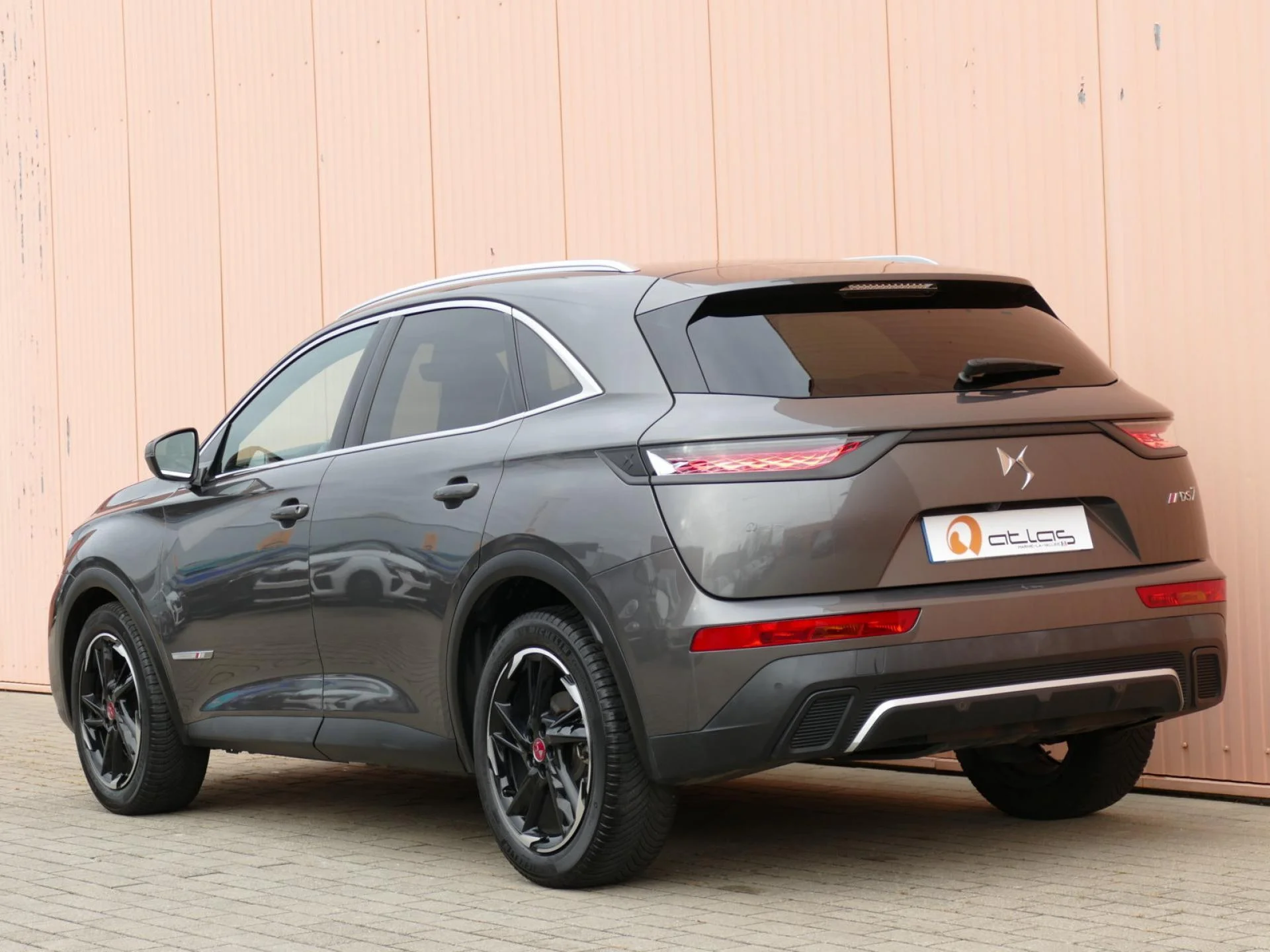 DS DS 7 CROSSBACK - Miniature 19 sur 20 - Cliquer pour voir cette photo