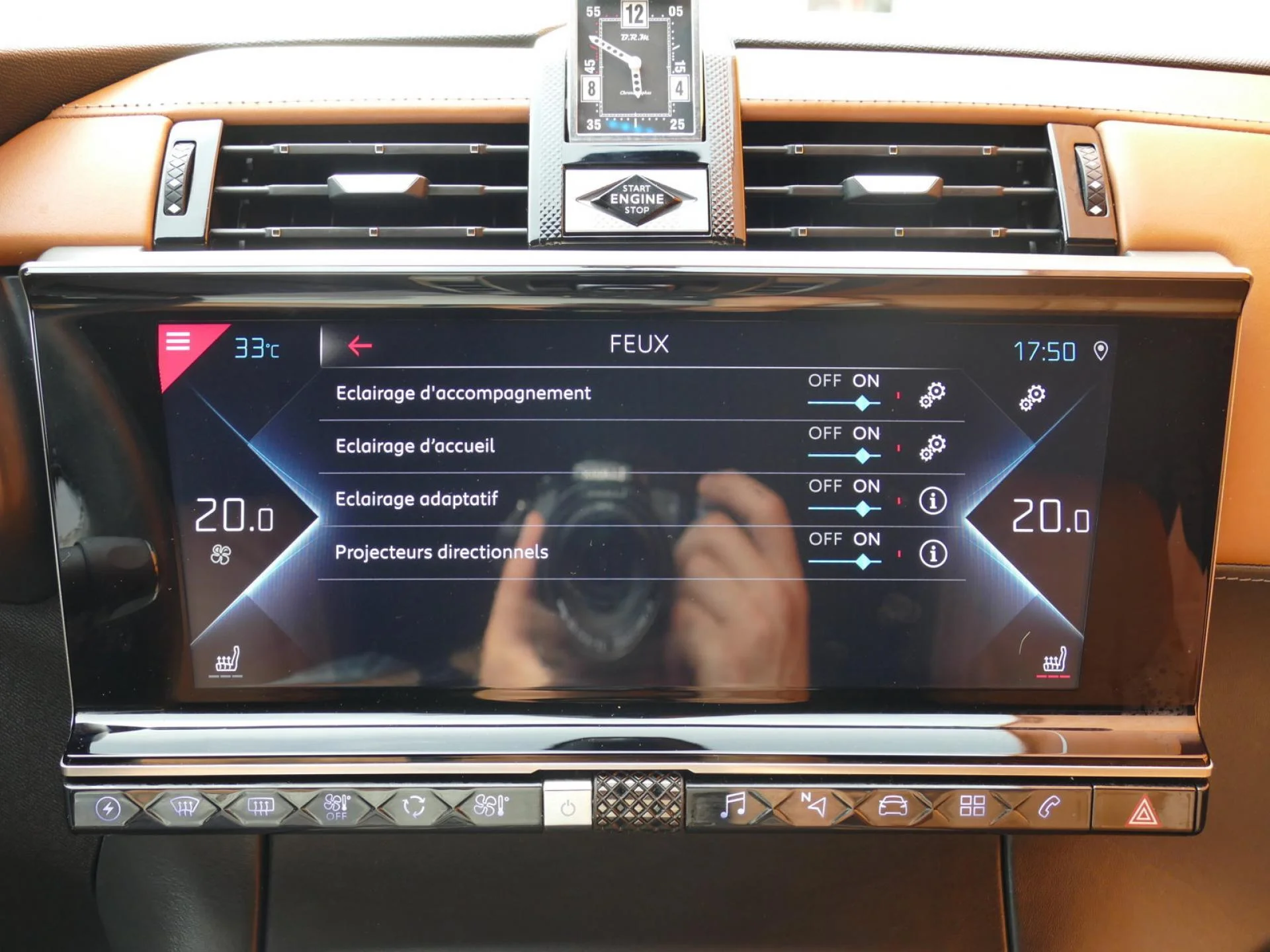 DS DS 7 CROSSBACK - Miniature 14 sur 34 - Cliquer pour voir cette photo