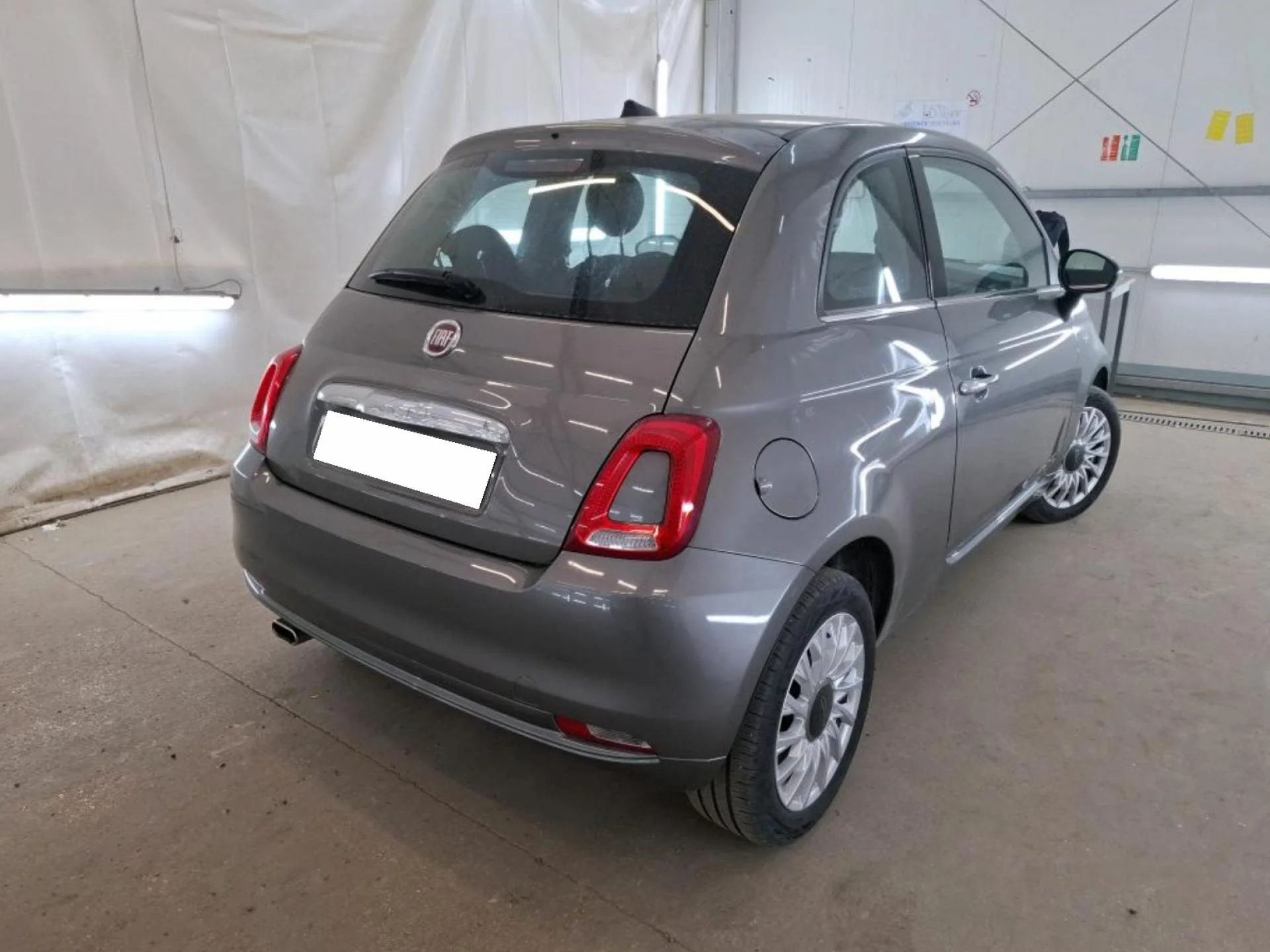 FIAT 500 - Miniature 4 sur 10 - Cliquer pour voir cette photo