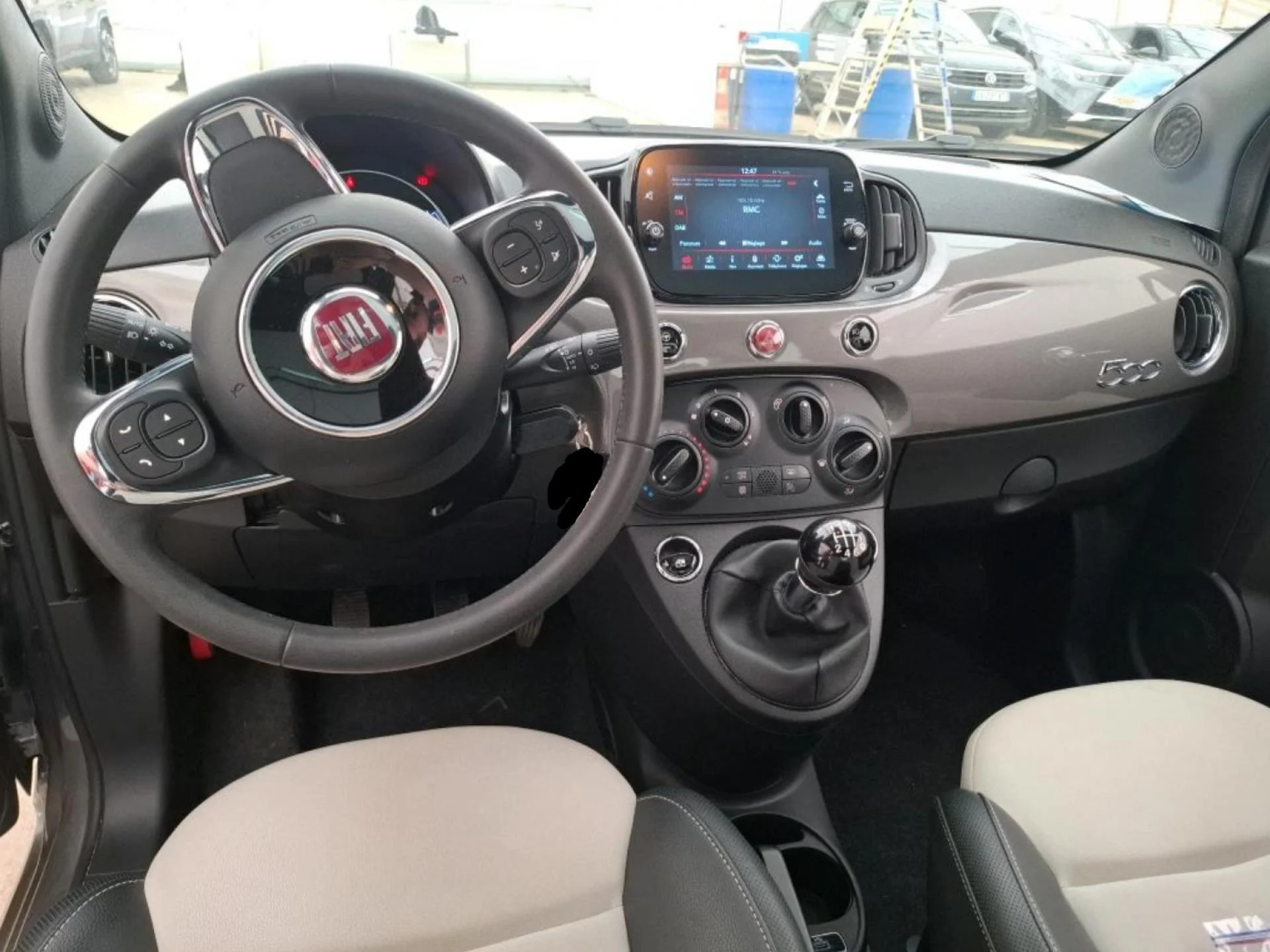 FIAT 500 - Miniature 6 sur 11 - Cliquer pour voir cette photo