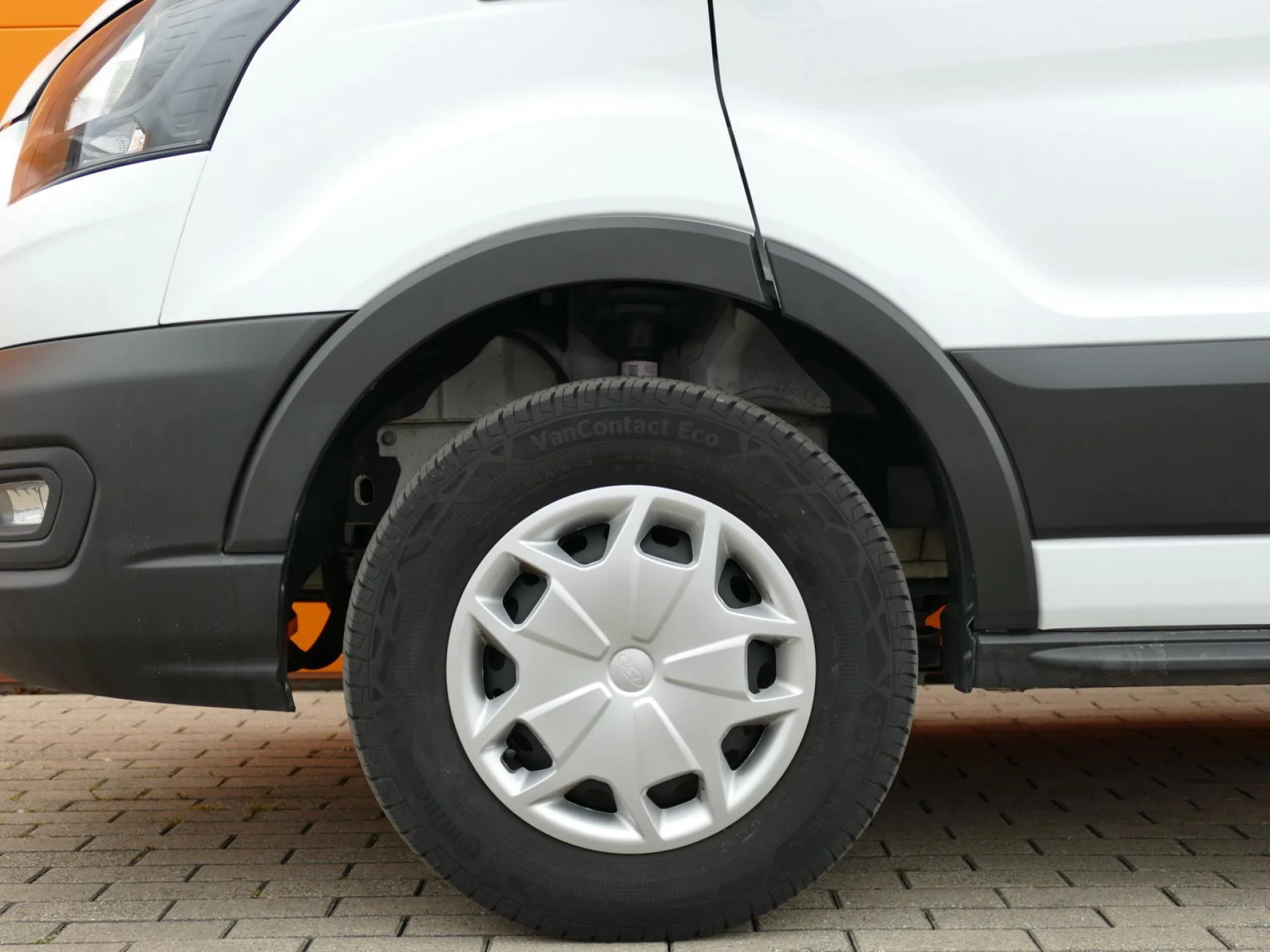 FORD TRANSIT - Miniature 32 sur 33 - Cliquer pour voir cette photo