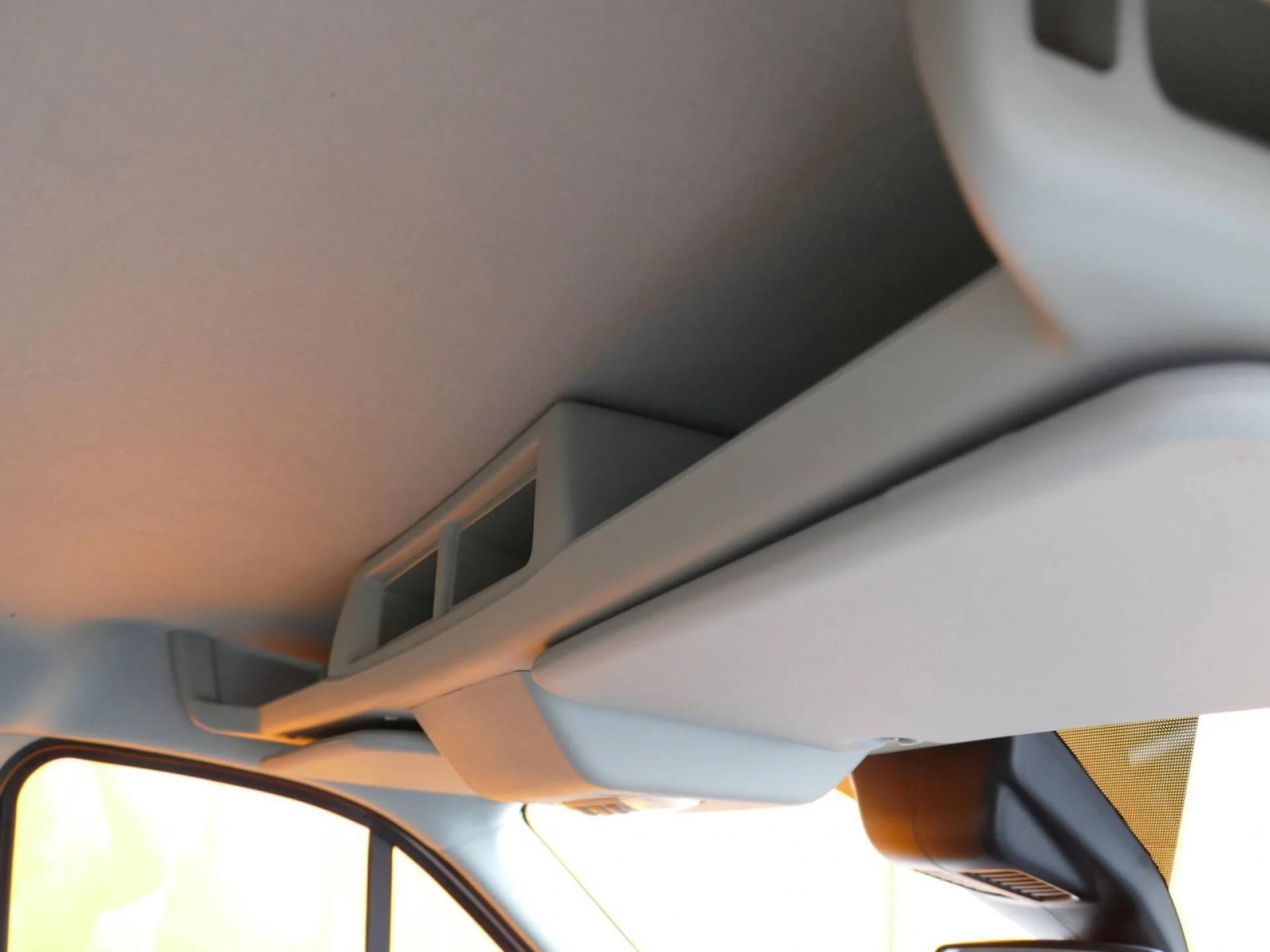 FORD TRANSIT - Miniature 22 sur 33 - Cliquer pour voir cette photo