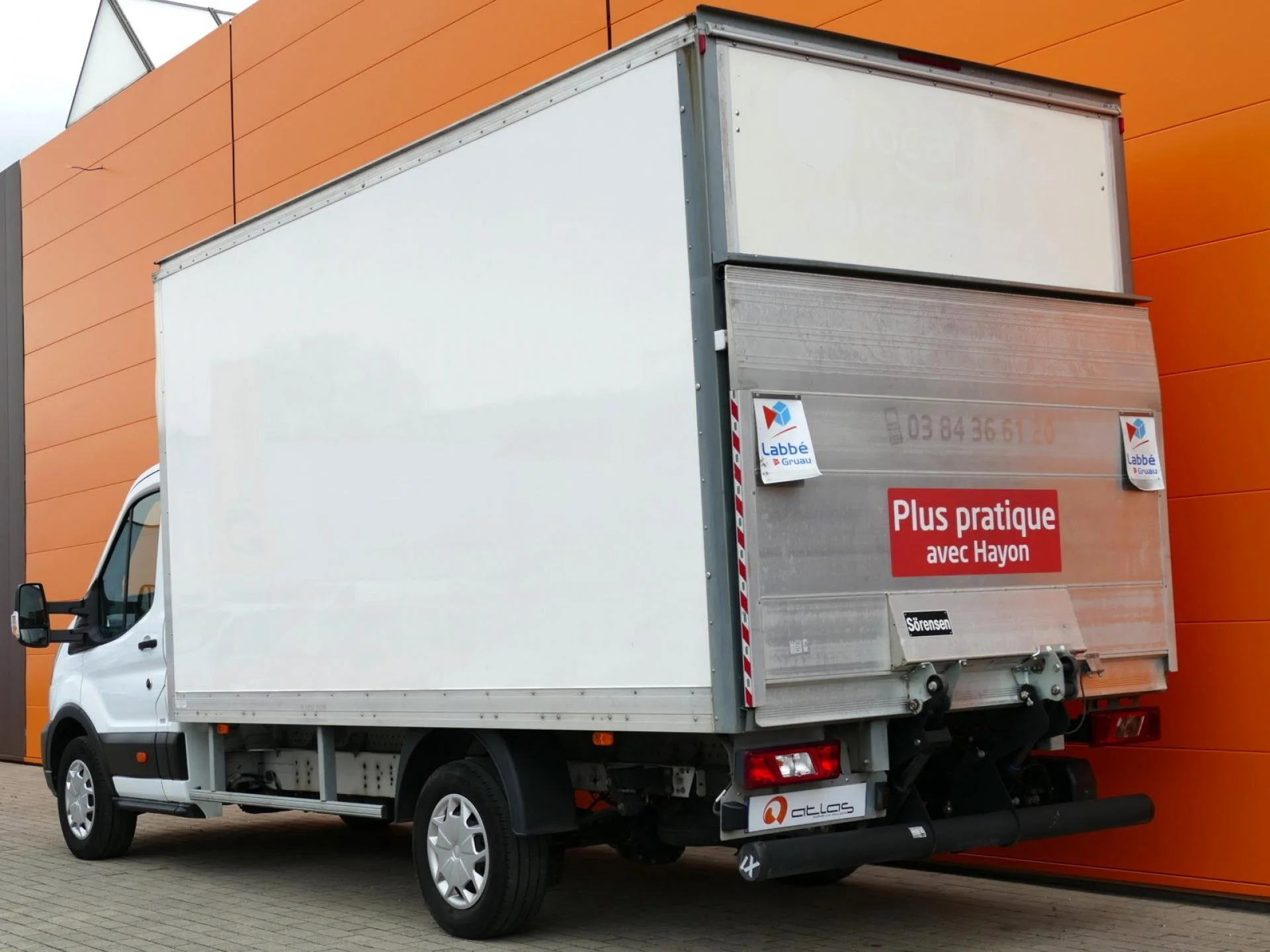 FORD TRANSIT - Miniature 4 sur 33 - Cliquer pour voir cette photo