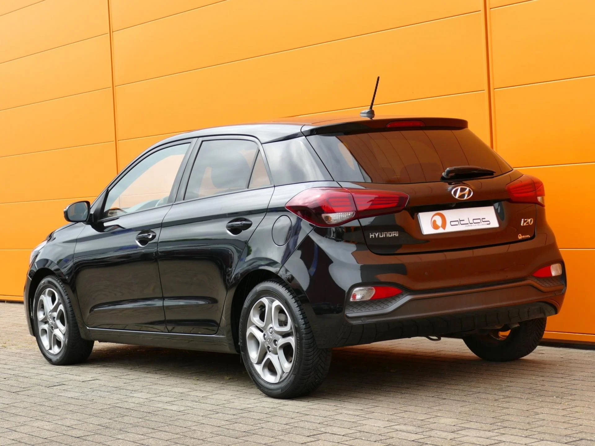 HYUNDAI i20 - Miniature 4 sur 32 - Cliquer pour voir cette photo
