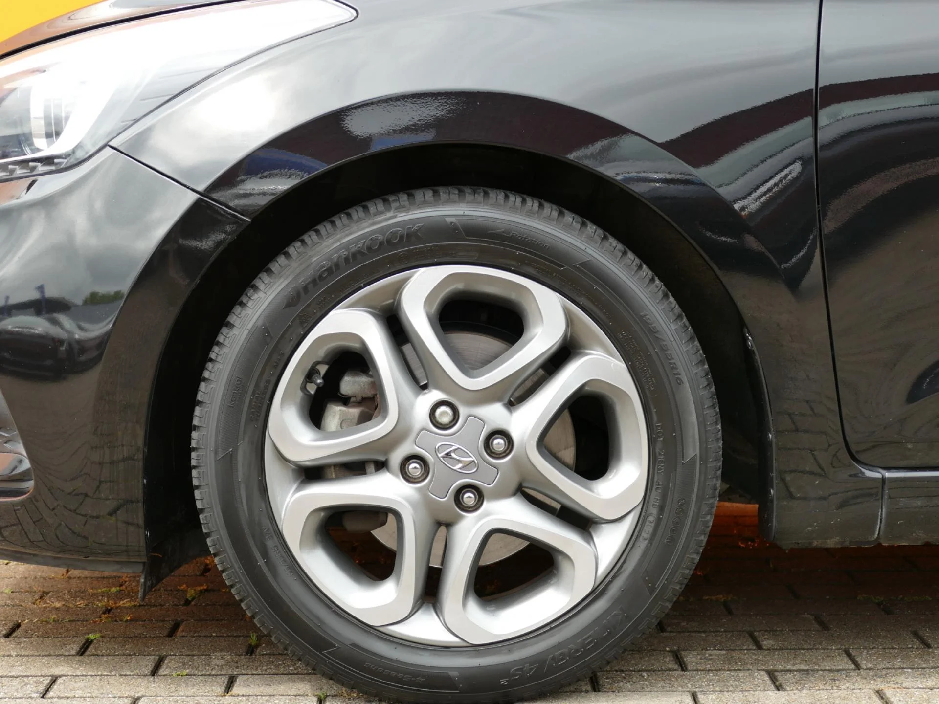 HYUNDAI i20 - Miniature 29 sur 32 - Cliquer pour voir cette photo