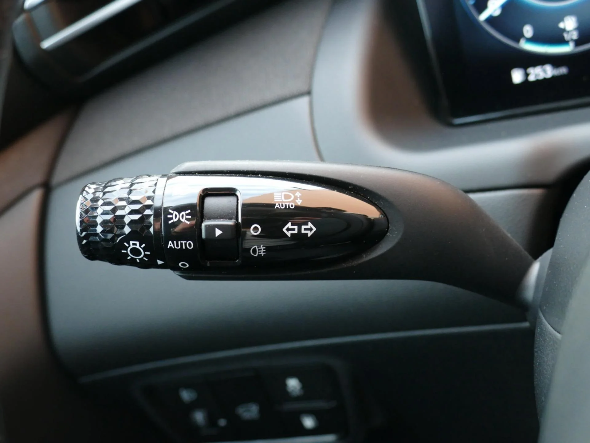 HYUNDAI TUCSON - Miniature 25 sur 33 - Cliquer pour voir cette photo