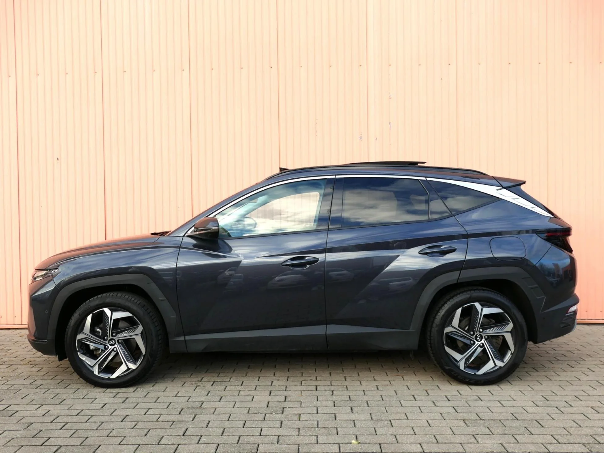 HYUNDAI TUCSON - Miniature 2 sur 33 - Cliquer pour voir cette photo