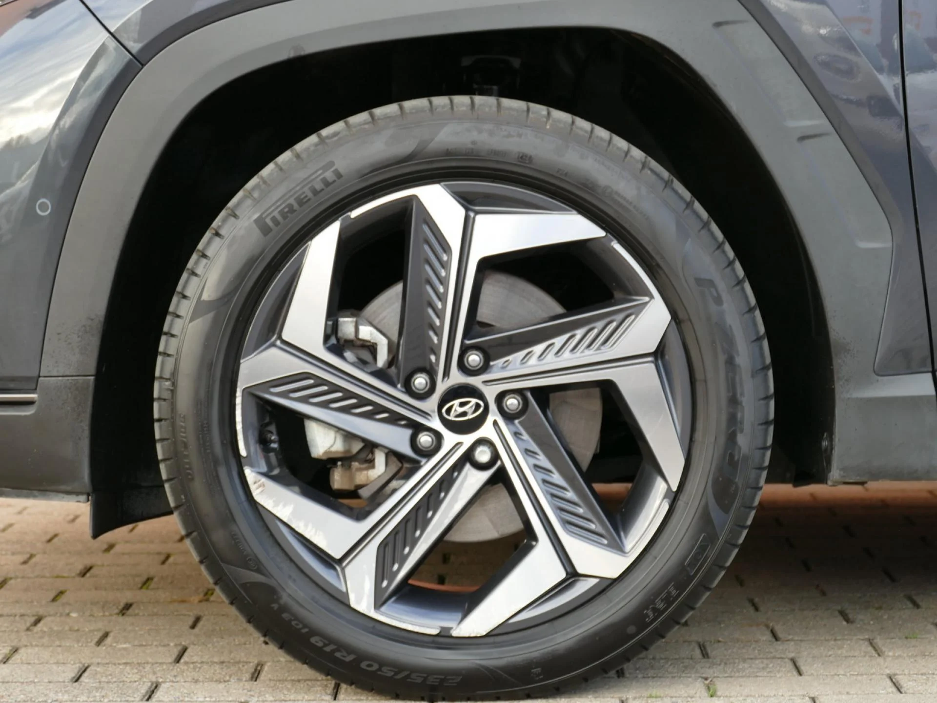 HYUNDAI TUCSON - Miniature 32 sur 33 - Cliquer pour voir cette photo