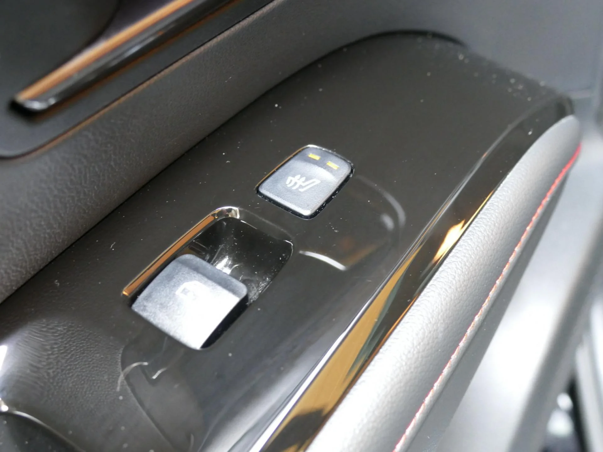 HYUNDAI TUCSON - Miniature 24 sur 38 - Cliquer pour voir cette photo
