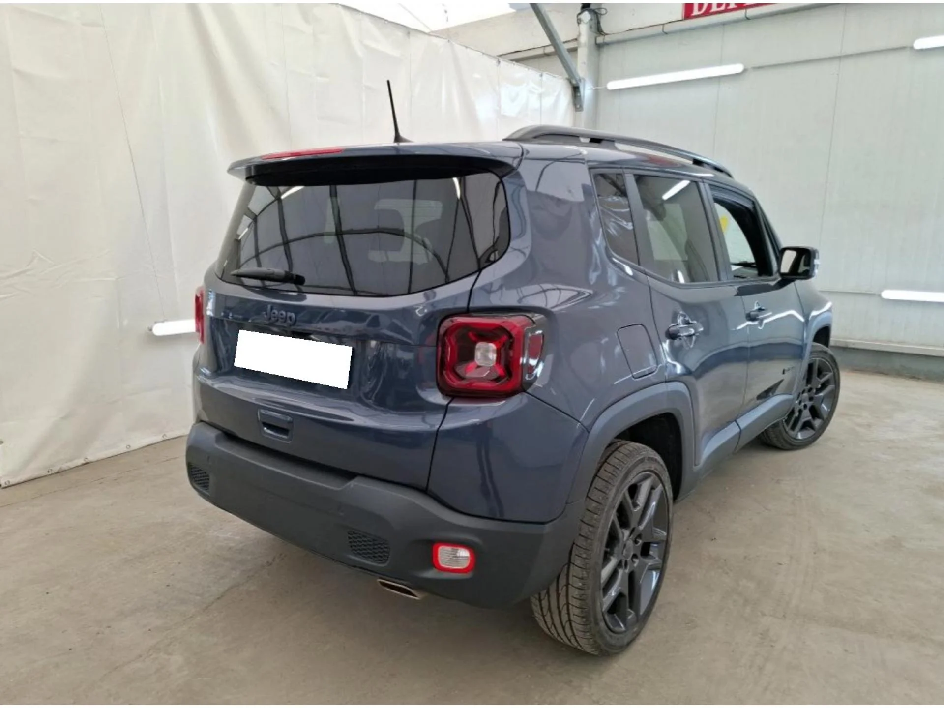 JEEP RENEGADE - Miniature 4 sur 9 - Cliquer pour voir cette photo