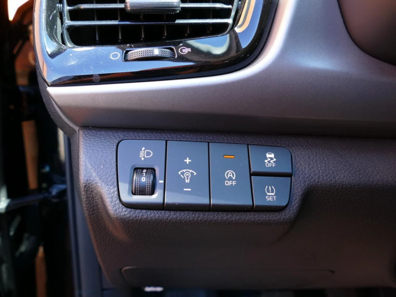KIA RIO - Miniature 14 sur 20 - Cliquer pour voir cette photo