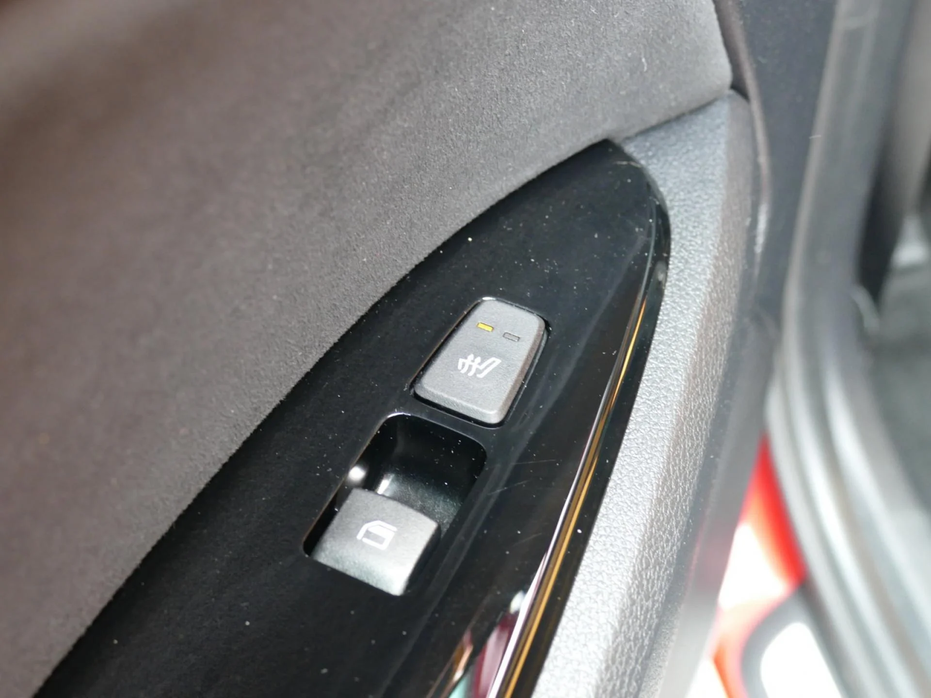 KIA SPORTAGE - Miniature 19 sur 31 - Cliquer pour voir cette photo