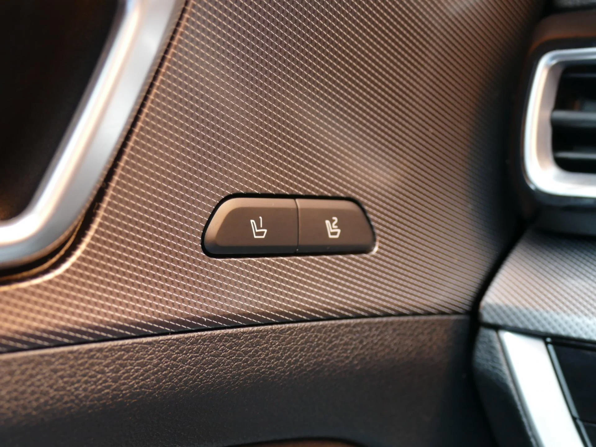 KIA SPORTAGE - Miniature 21 sur 31 - Cliquer pour voir cette photo