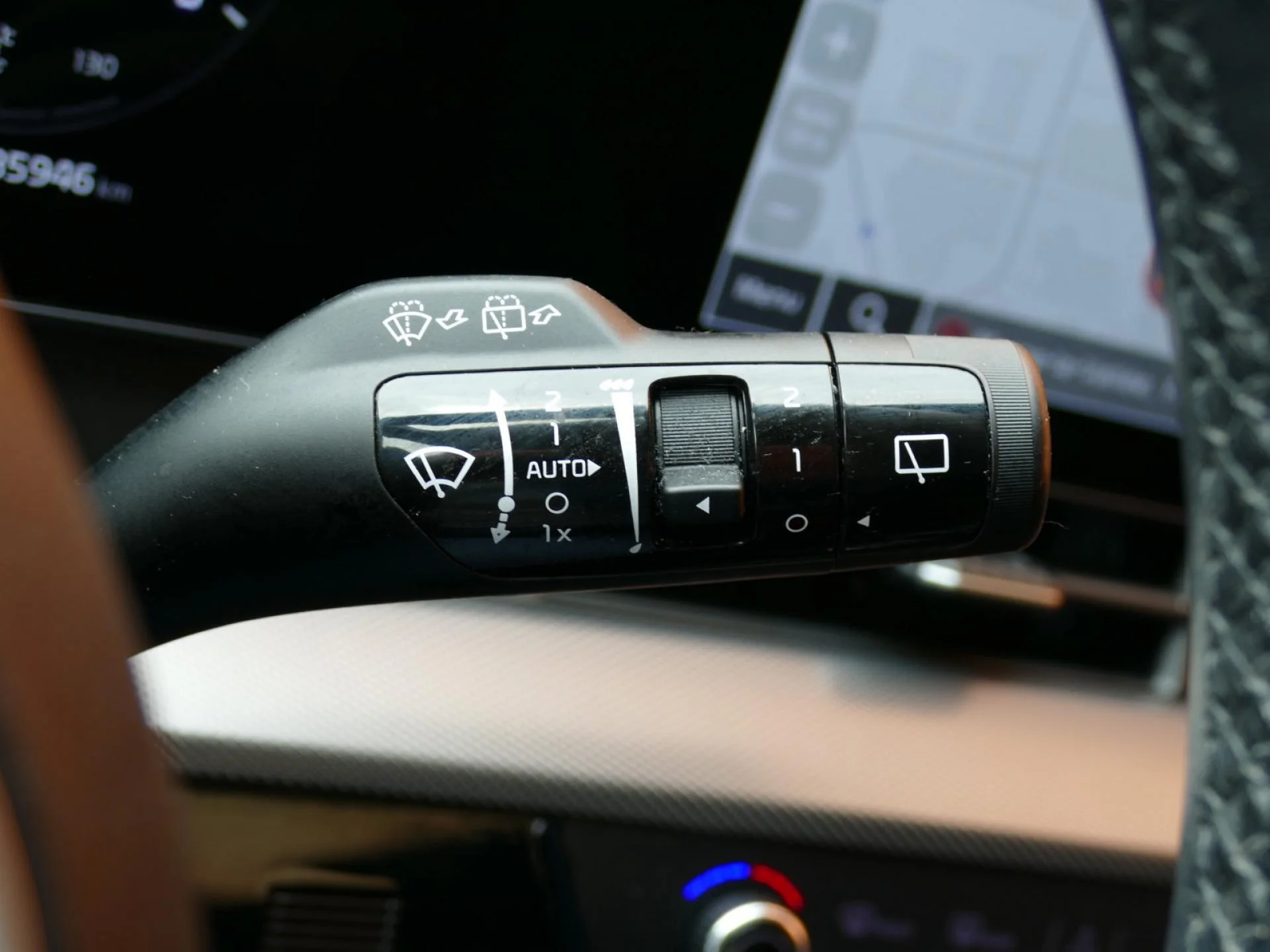 KIA SPORTAGE - Miniature 24 sur 31 - Cliquer pour voir cette photo