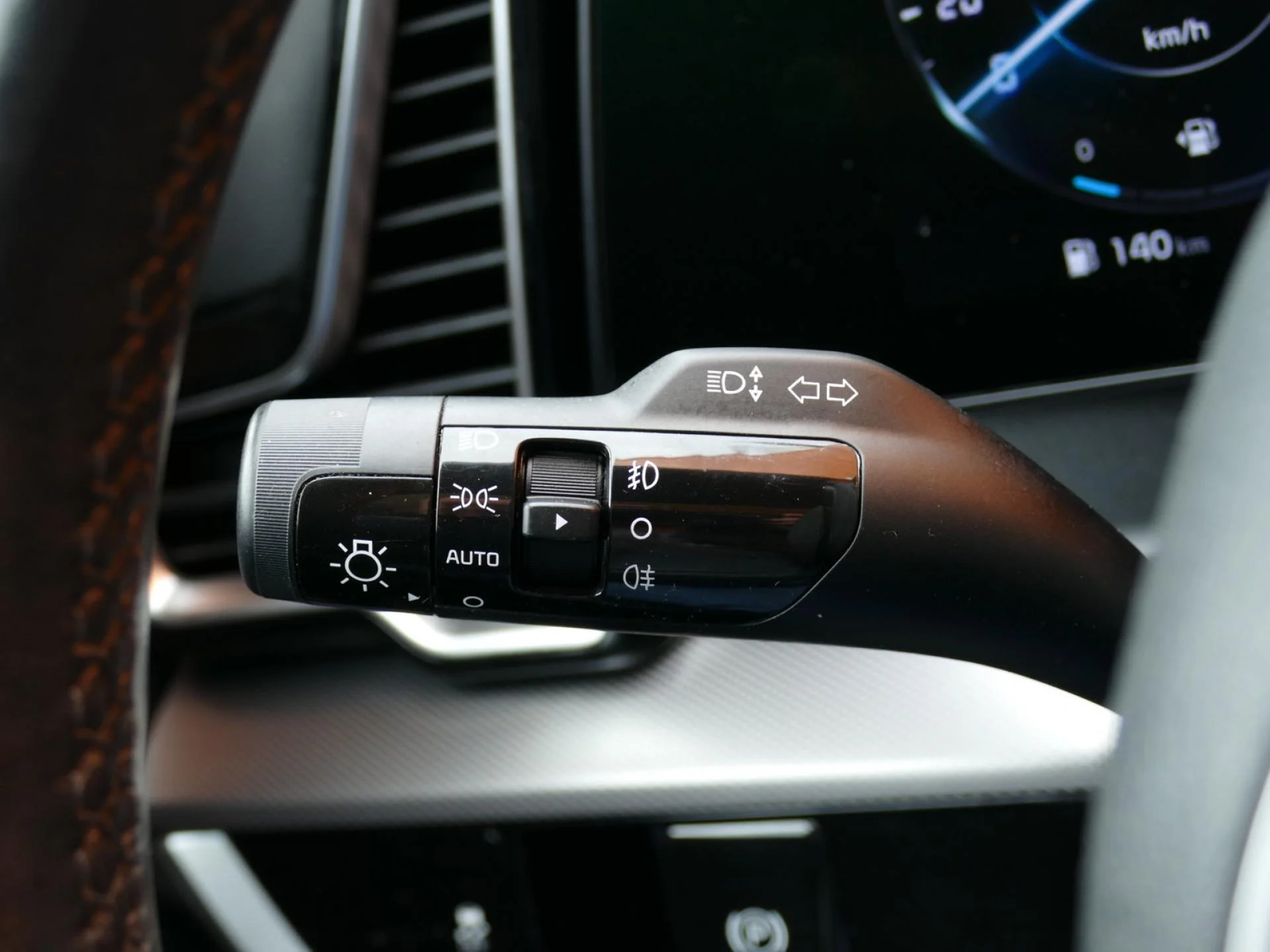 KIA SPORTAGE - Miniature 23 sur 31 - Cliquer pour voir cette photo
